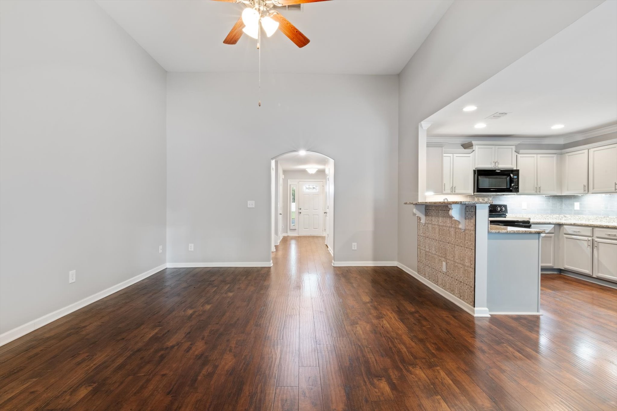 523 High Echelon Cir