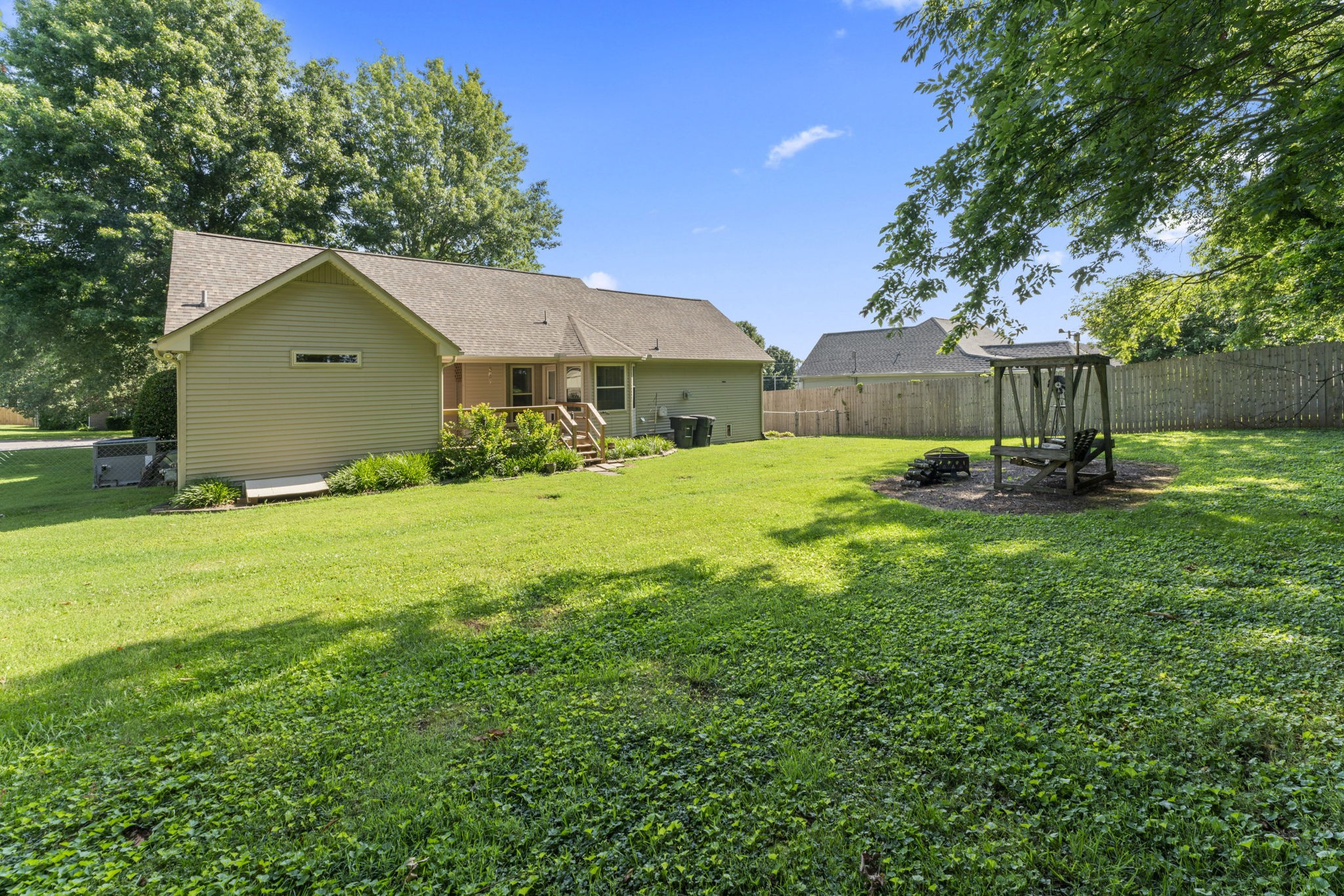 2125 Dothan Dr