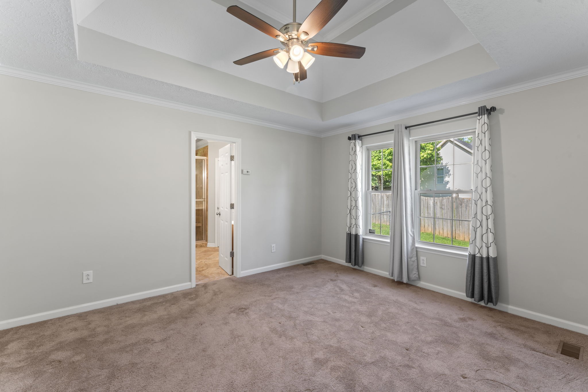 2125 Dothan Dr