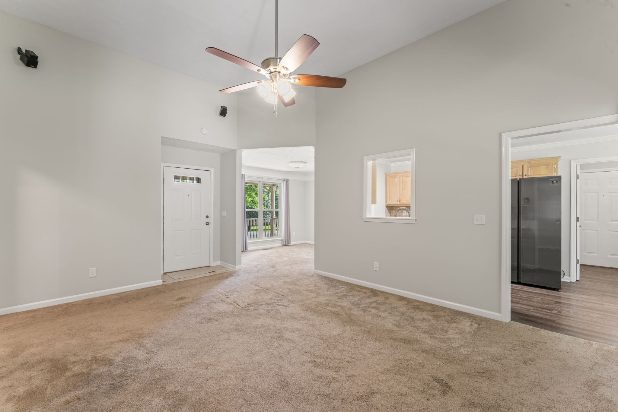 2125 Dothan Dr
