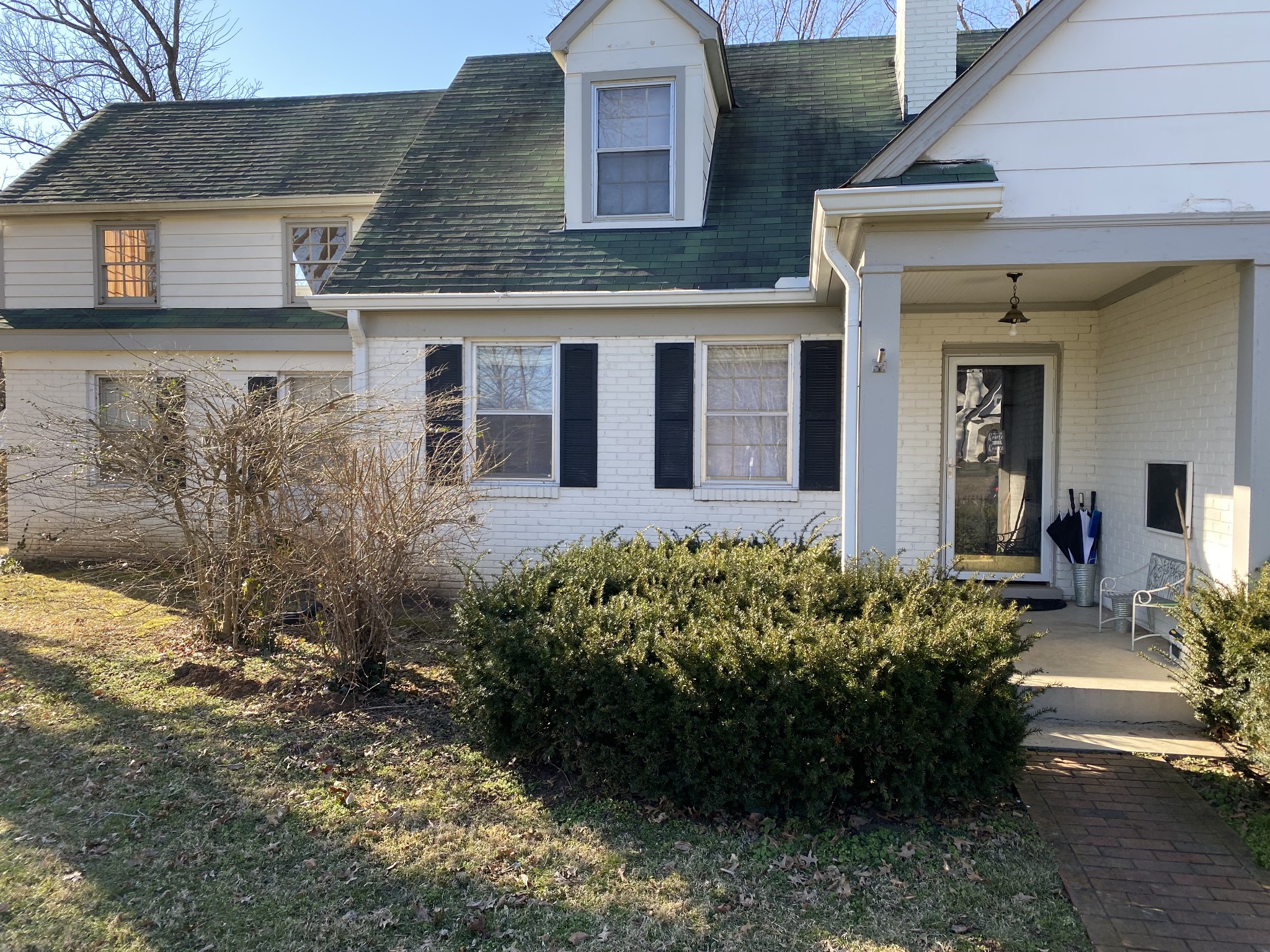 909 Estes Rd