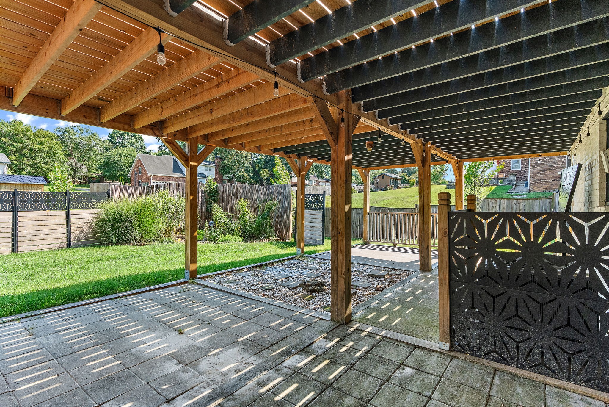 4009 Port Cleburne Ln