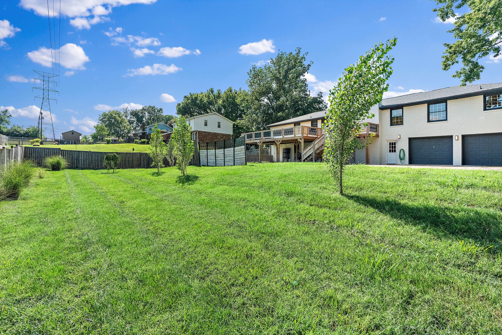 4009 Port Cleburne Ln