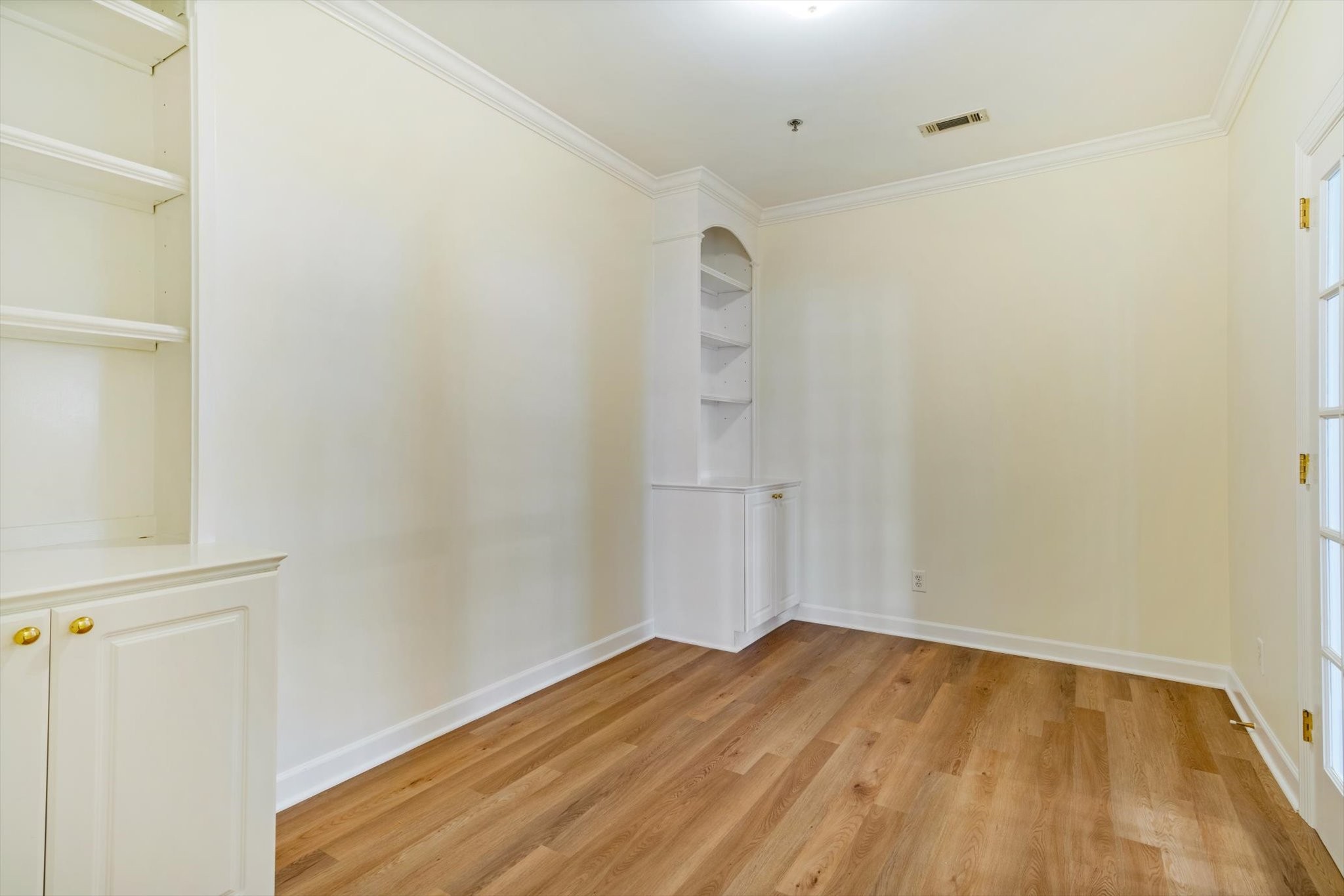 116 31st Ave, N Unit: 208