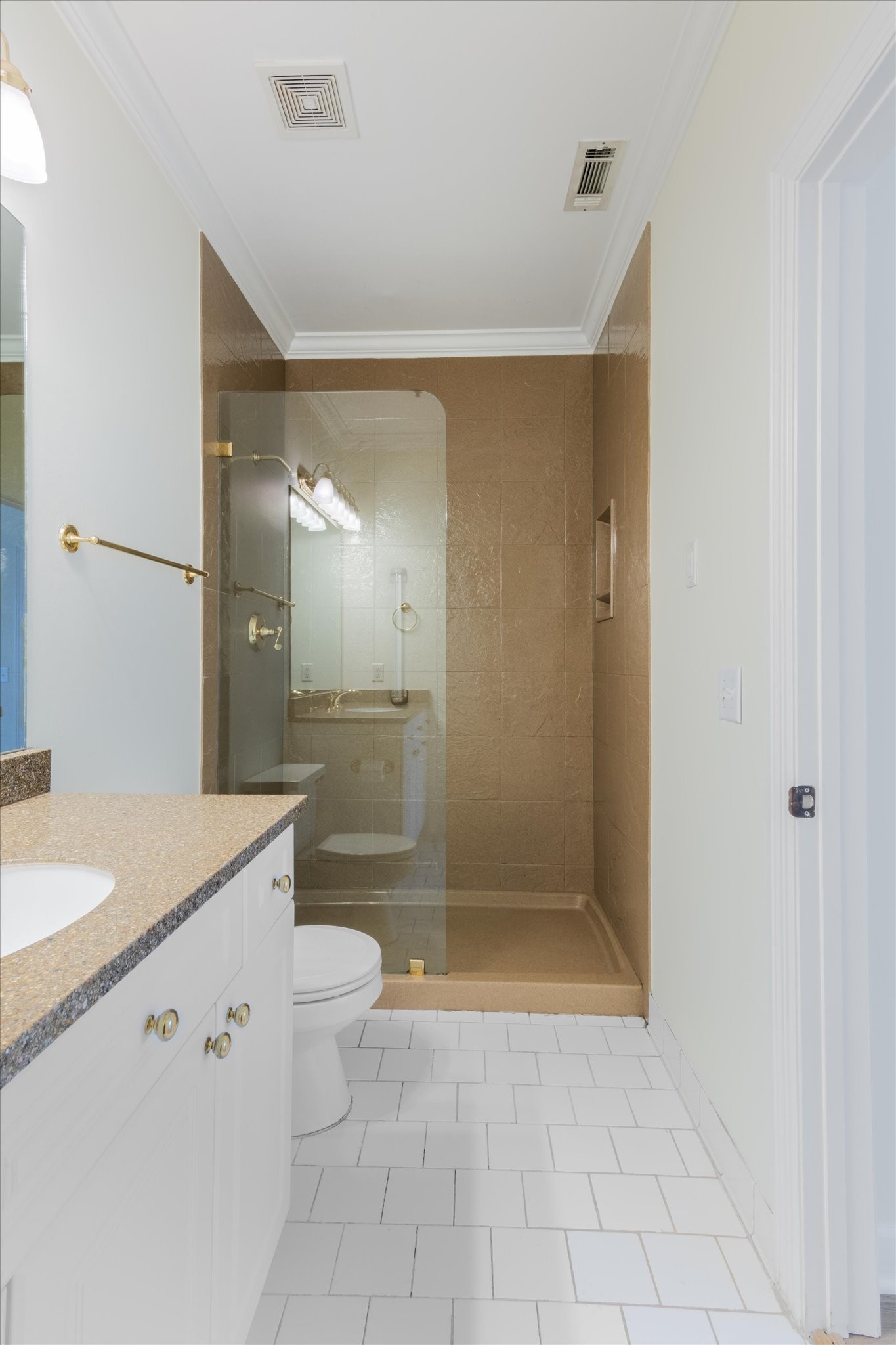 116 31st Ave, N Unit: 208