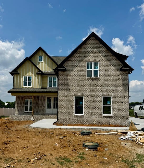 3714 Carriage Dr