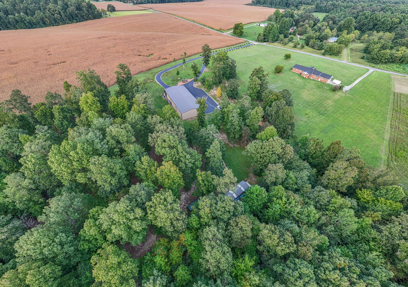 2498 Gourdneck Rd, NW