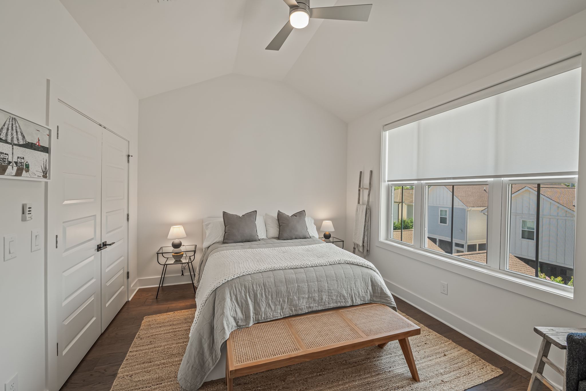 1241 Nations Dr Unit: End Unit