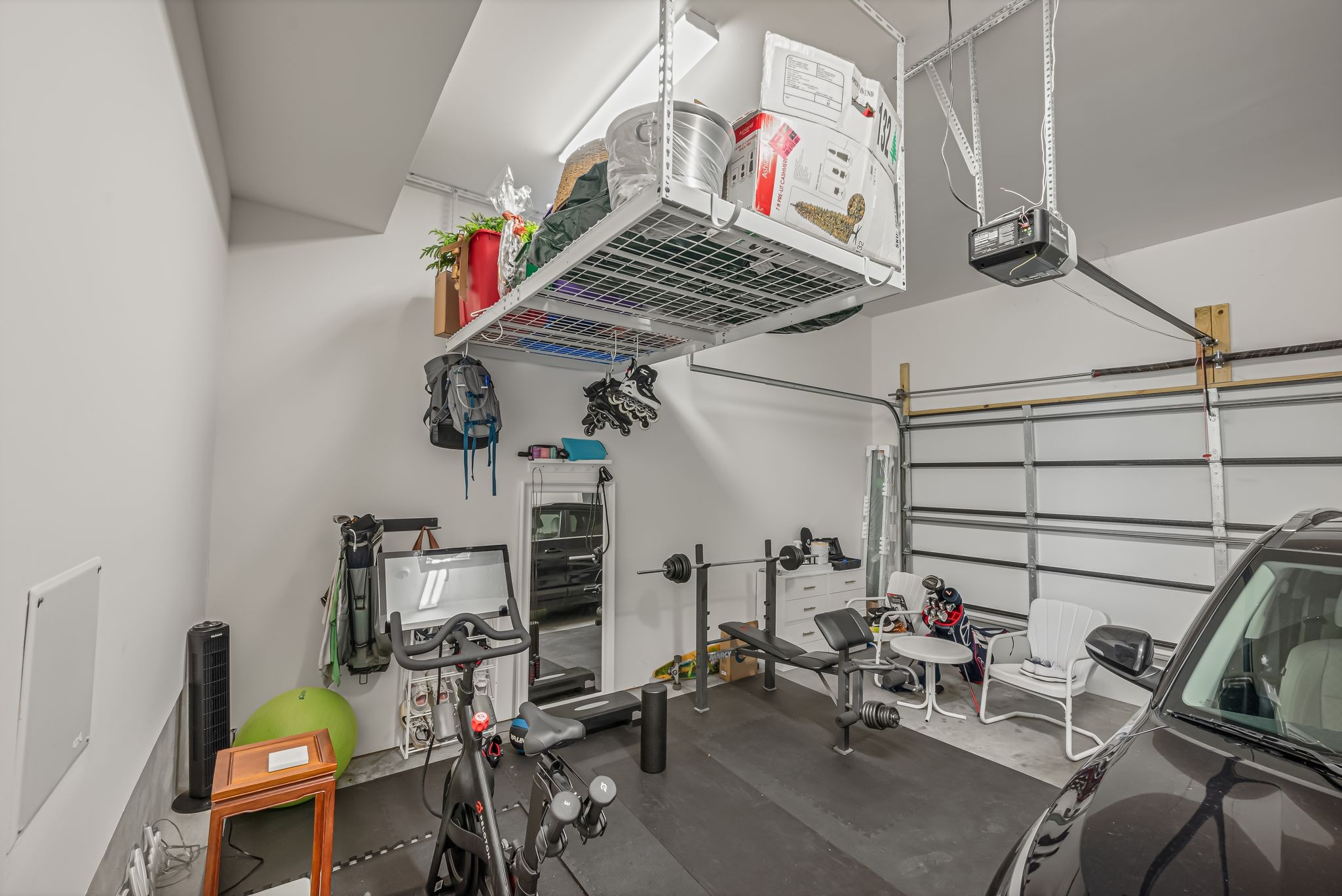 1241 Nations Dr Unit: End Unit