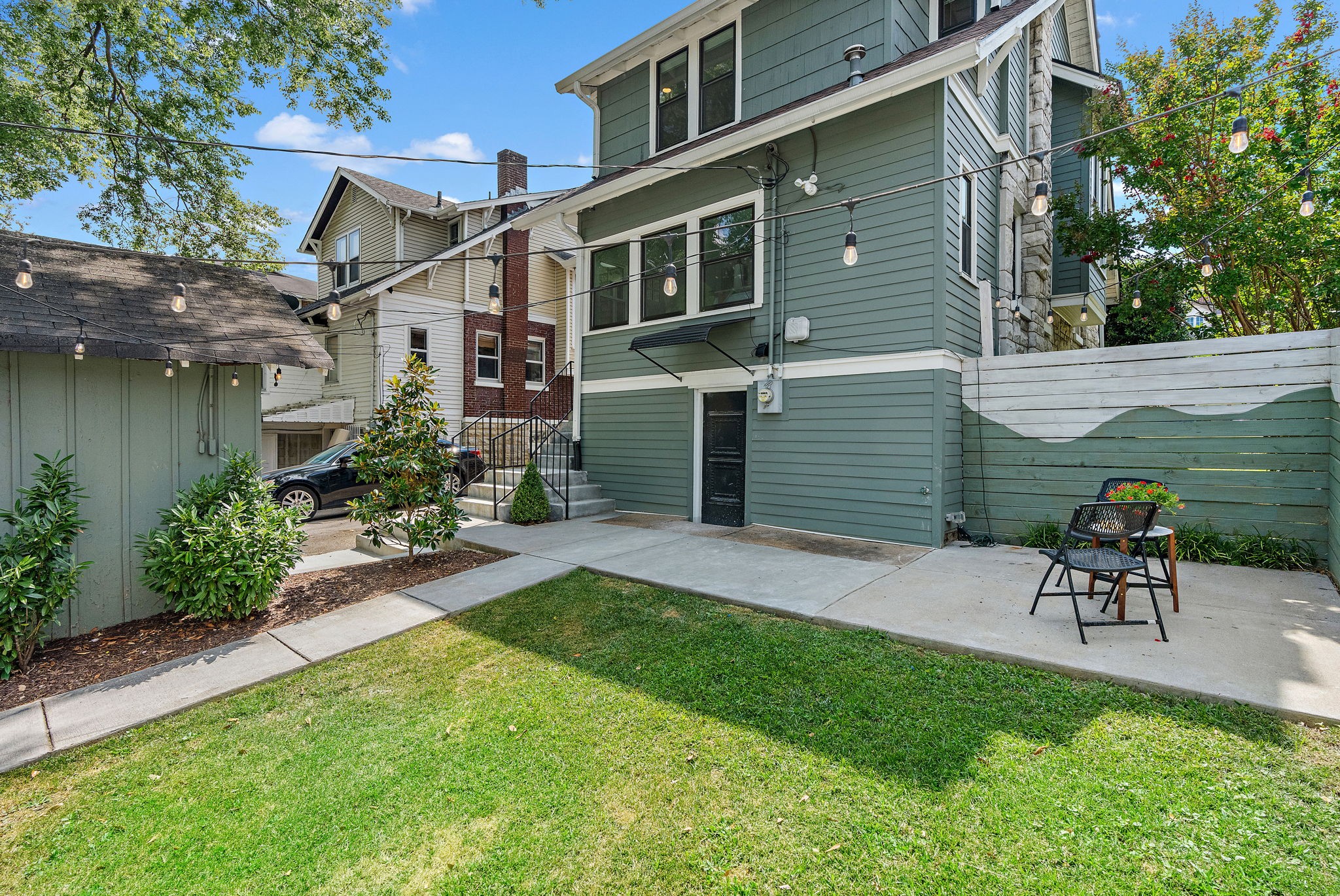 1602 17th Ave, S