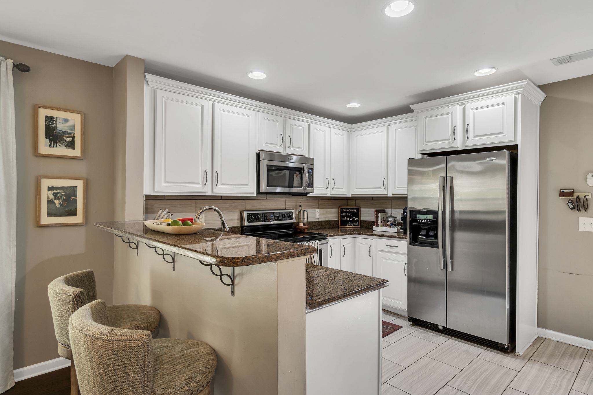 302 Mapleton Aly