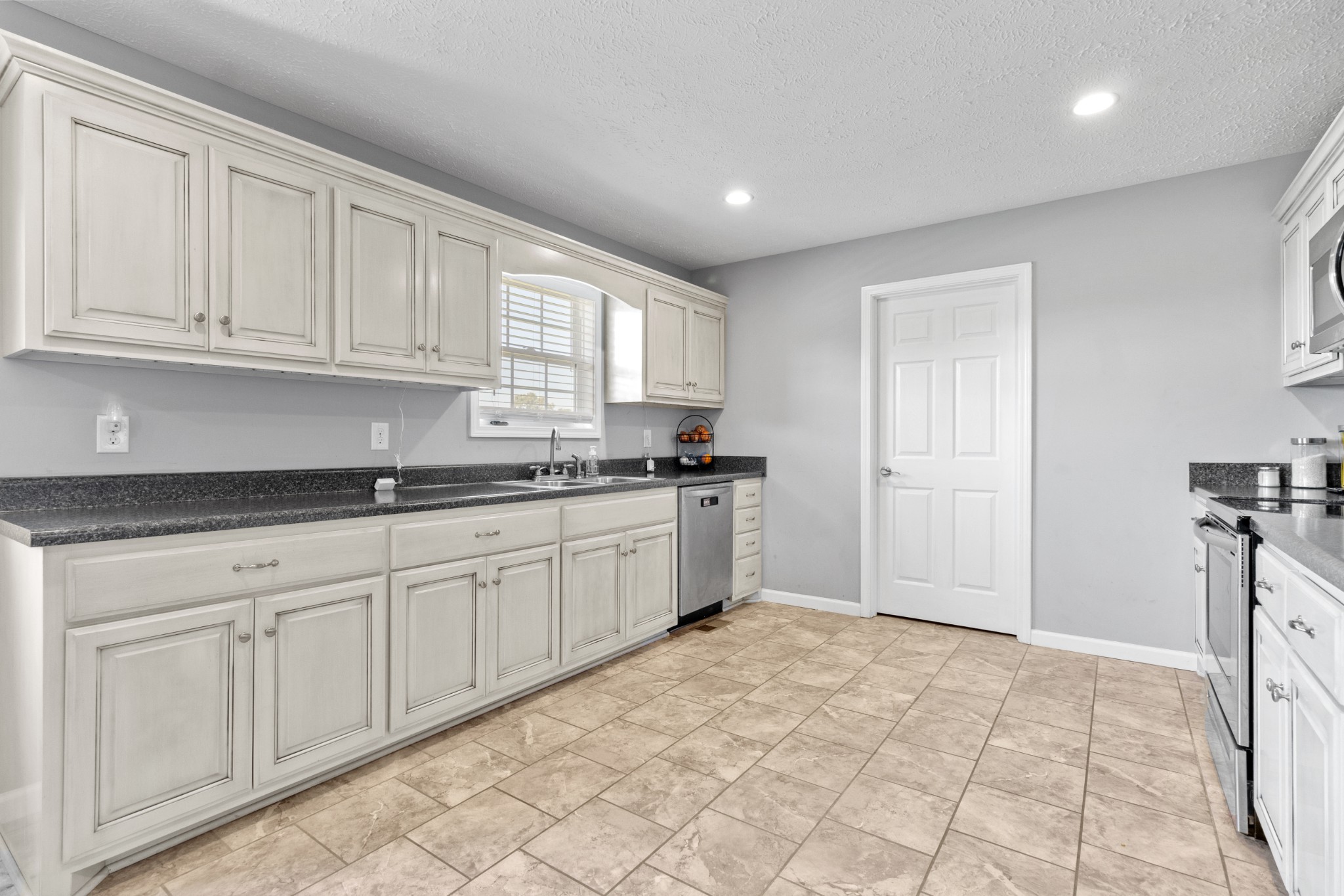 3874 Asbury Rd