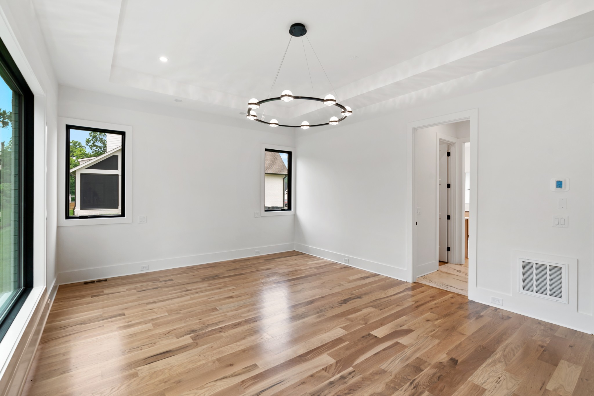 1642 Honeyman Pt