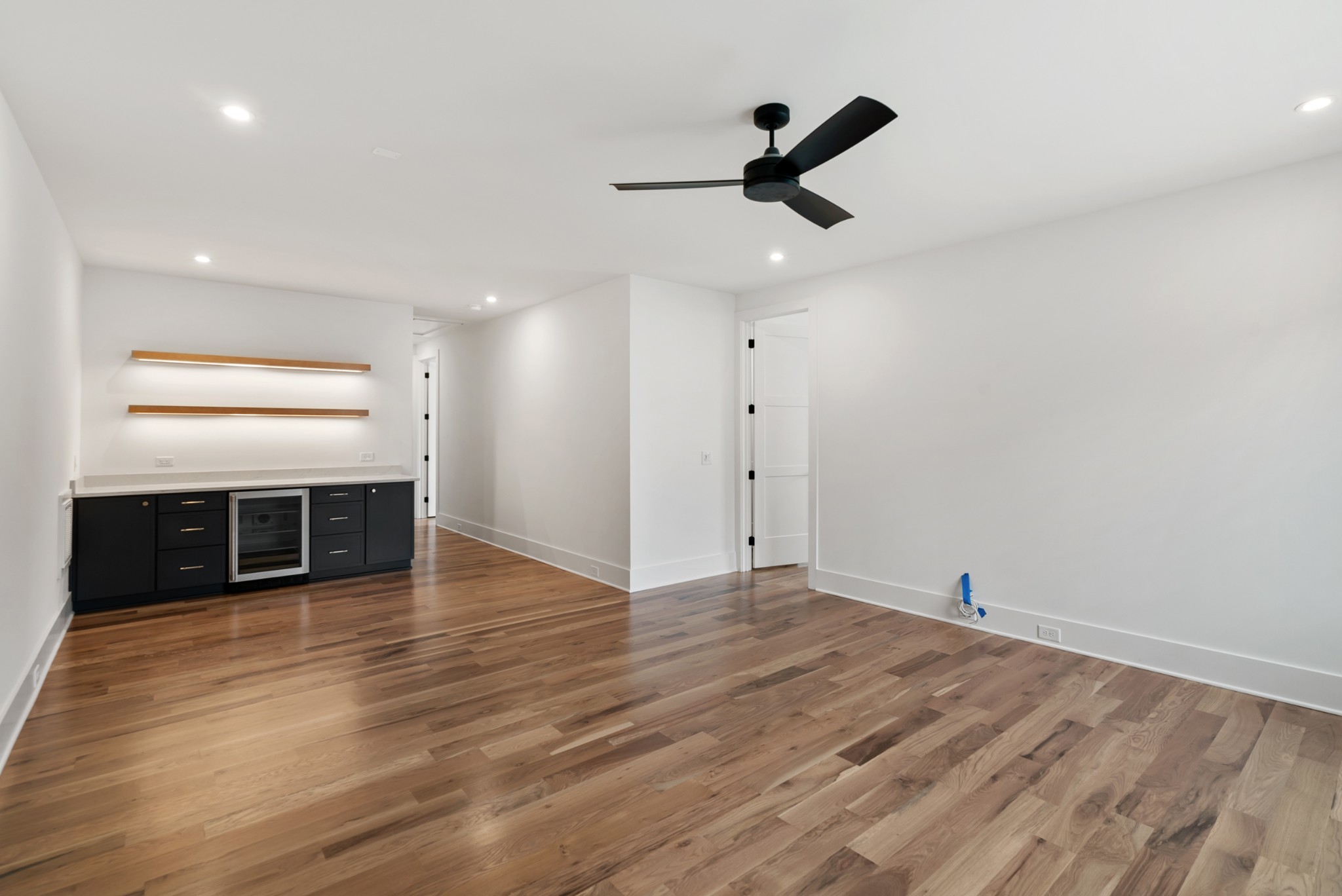 1642 Honeyman Pt
