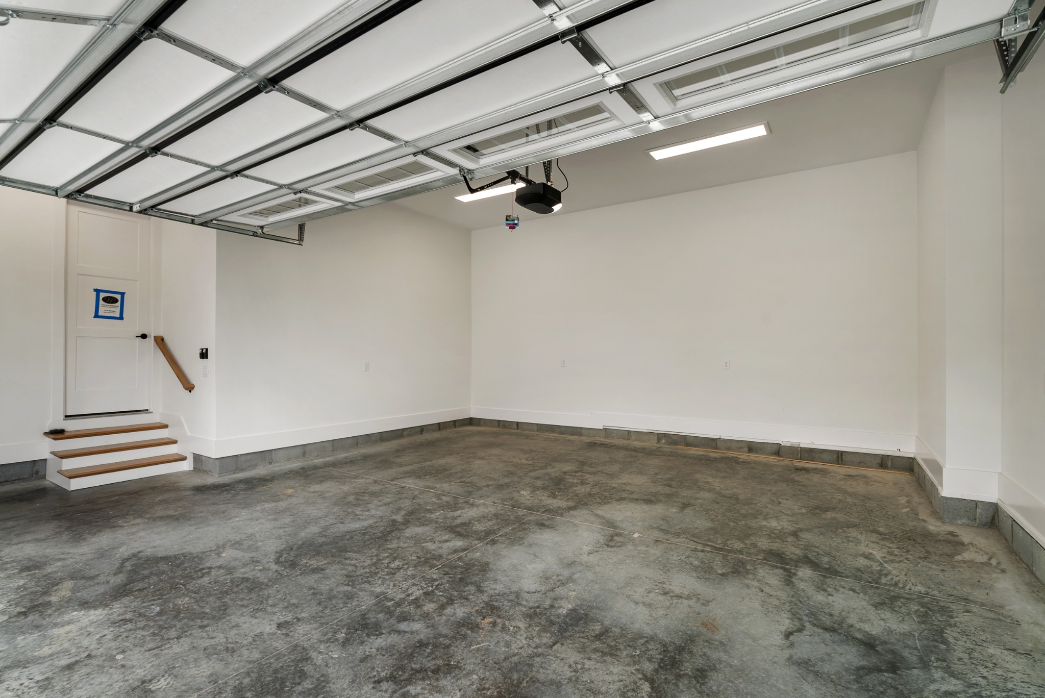 1642 Honeyman Pt