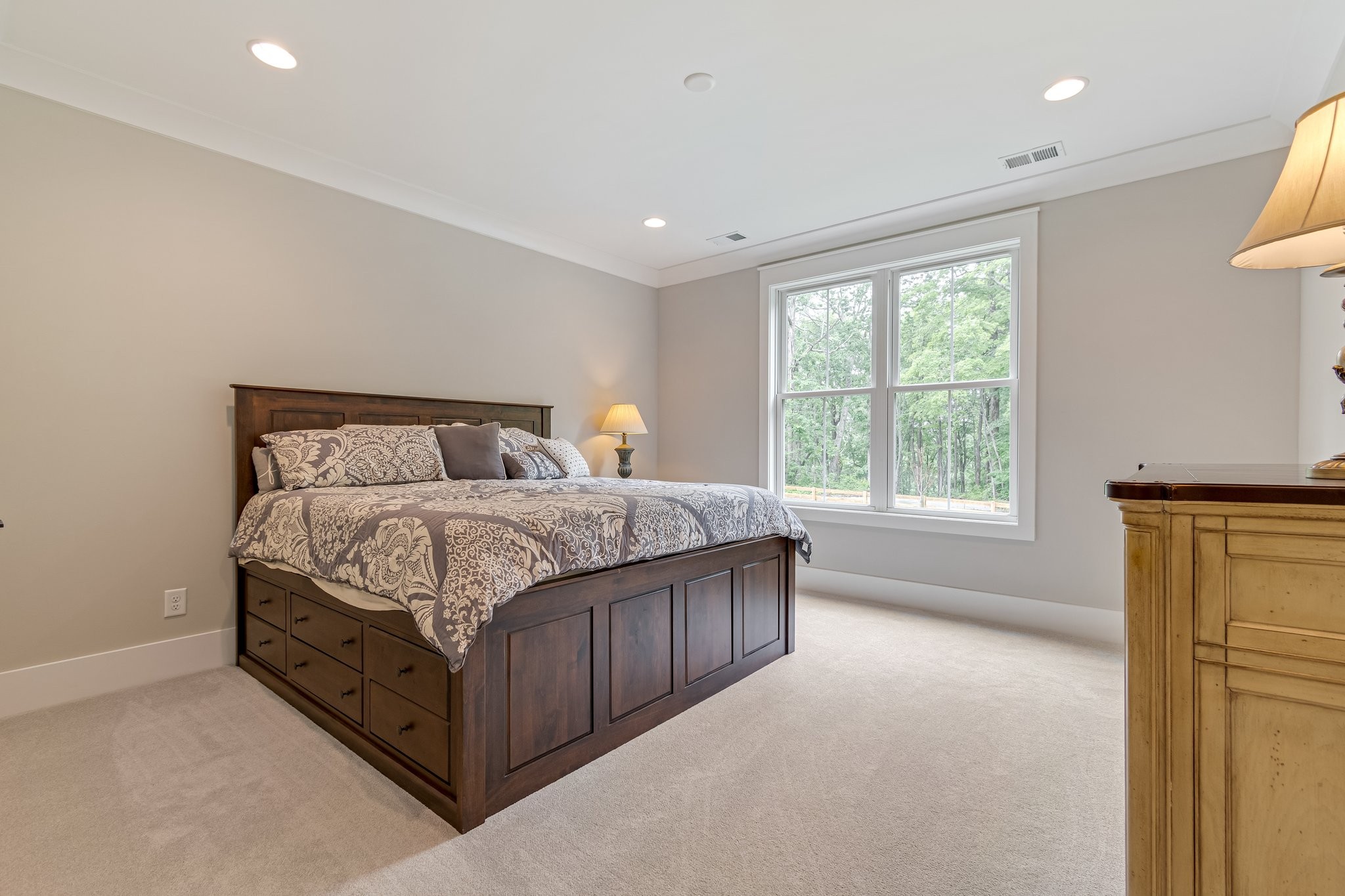 1049 Paiute Trl