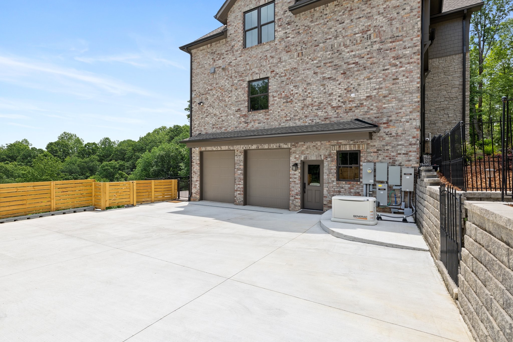 1049 Paiute Trl