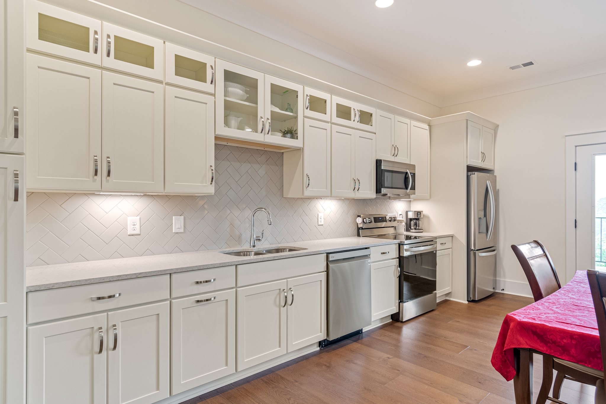 1049 Paiute Trl