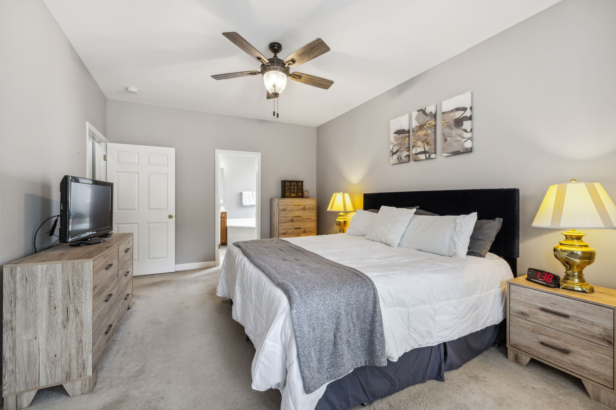1340 Liberty Pike