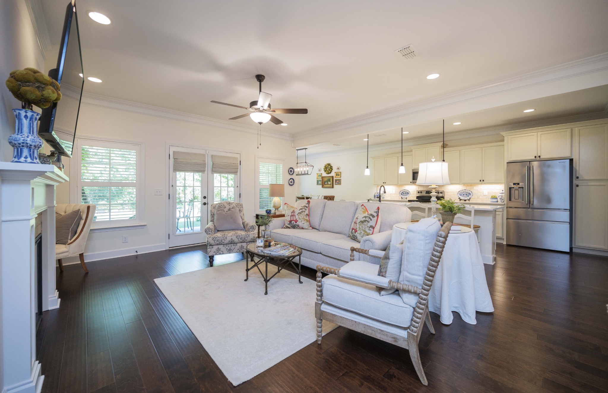 2370 Stonecenter Ln