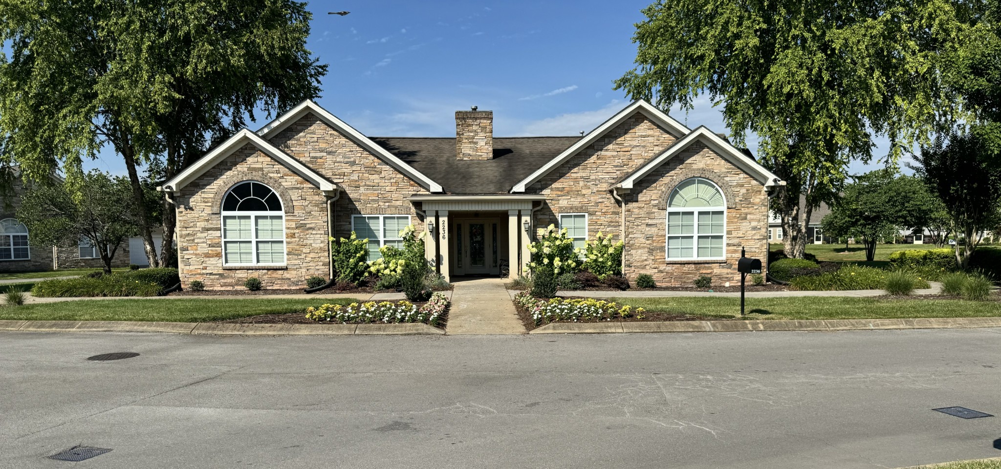 2370 Stonecenter Ln