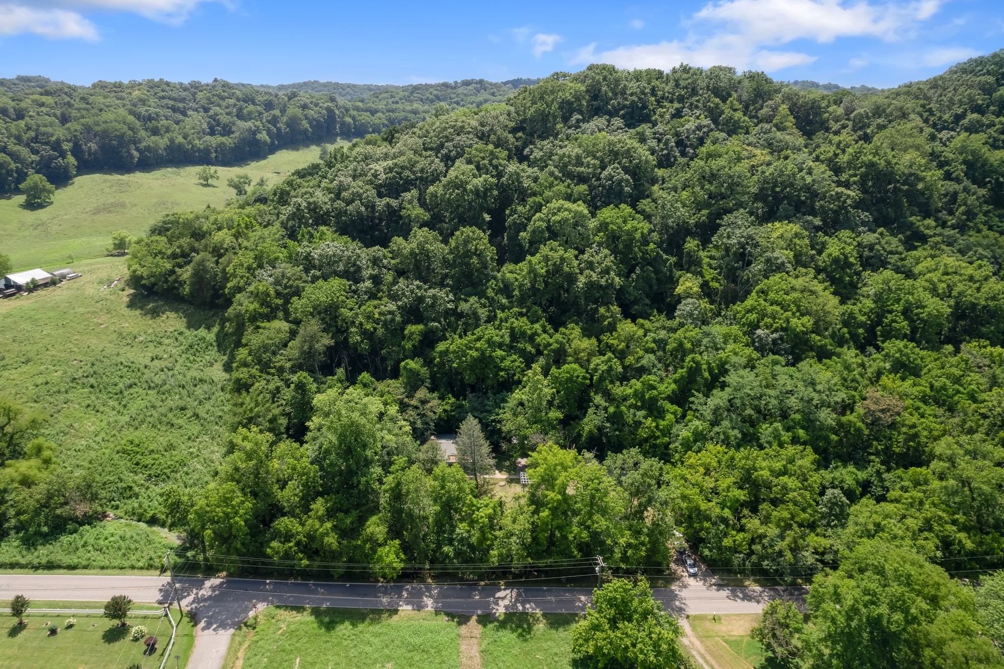 4805 Eatons Creek Rd