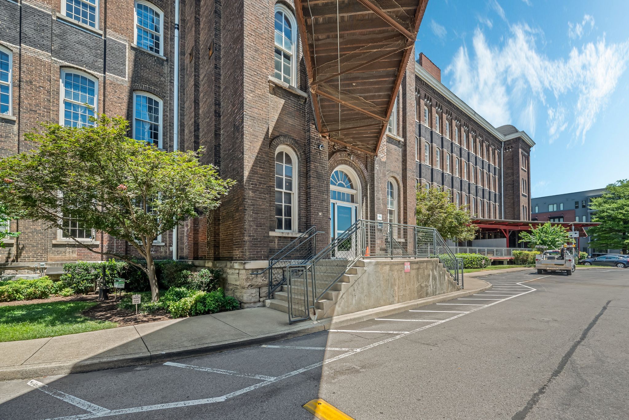 1400 Rosa L Parks Blvd Unit: 112