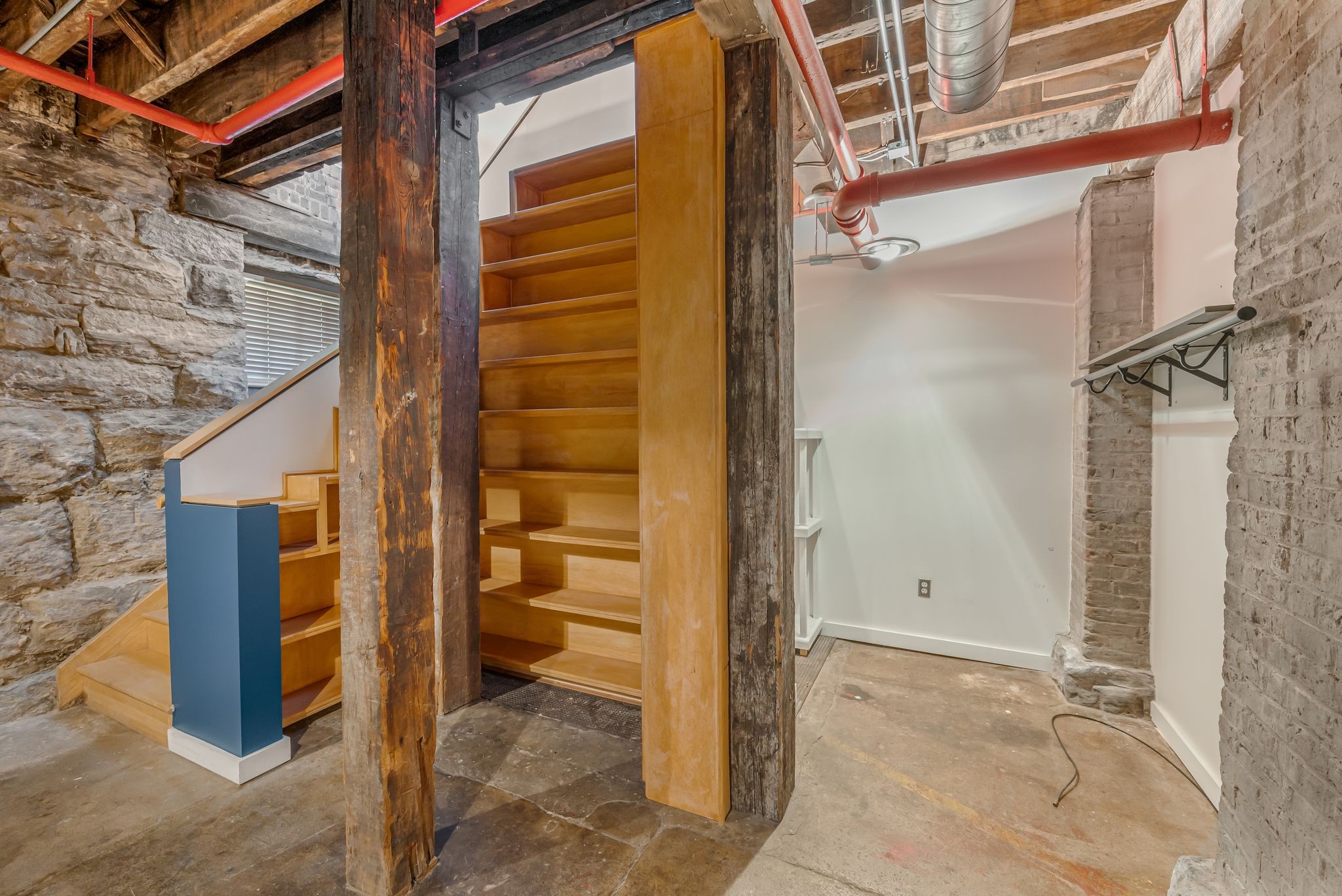 1400 Rosa L Parks Blvd Unit: 112