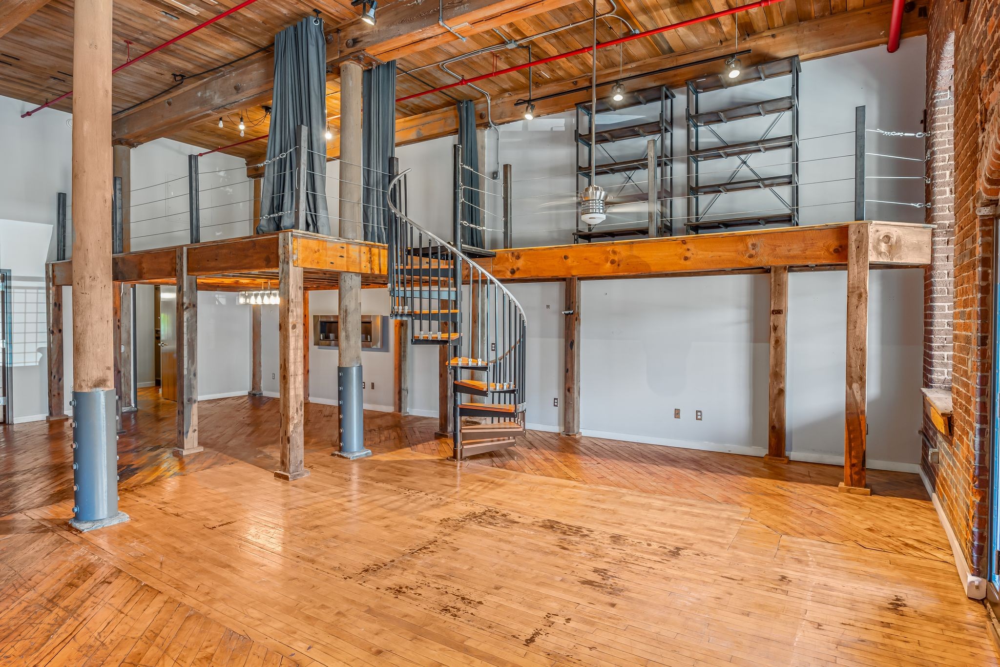 1400 Rosa L Parks Blvd Unit: 112