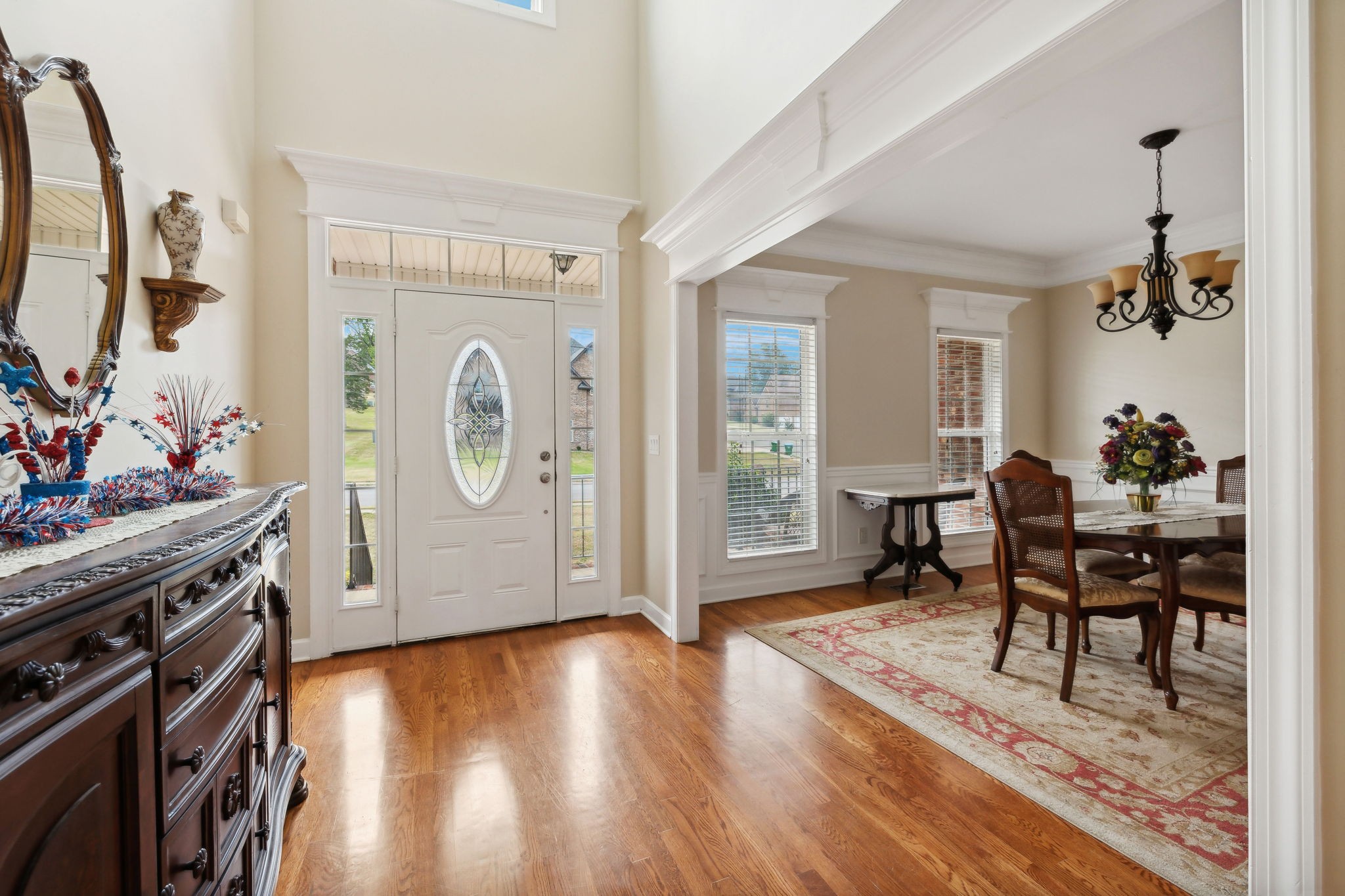 8039 Vineyard Ln