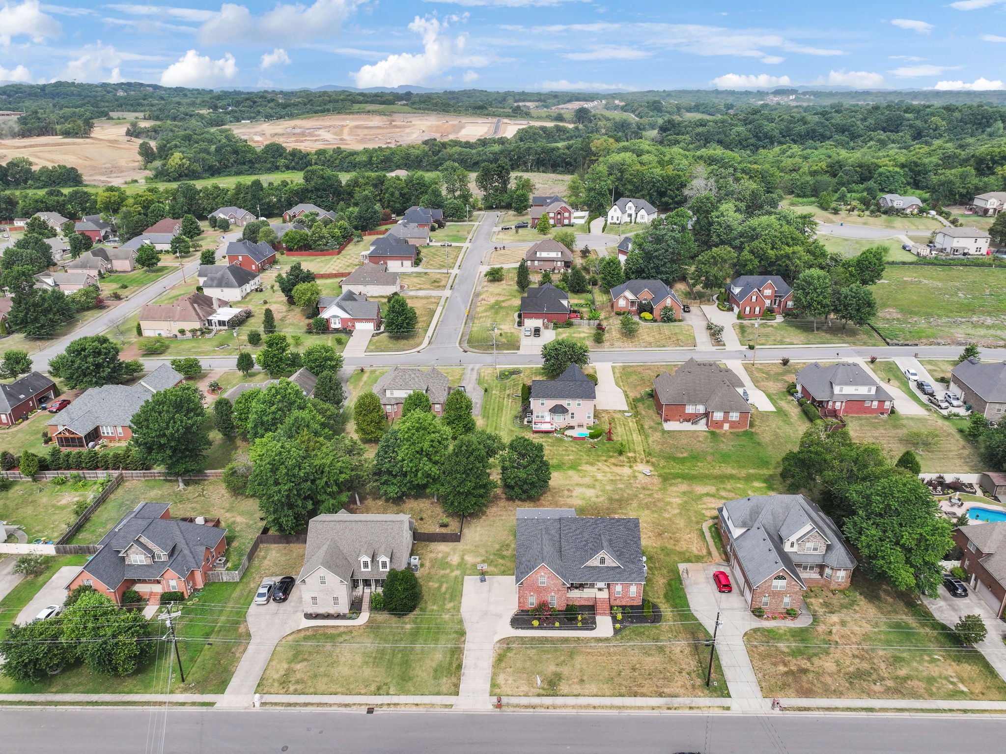 8039 Vineyard Ln