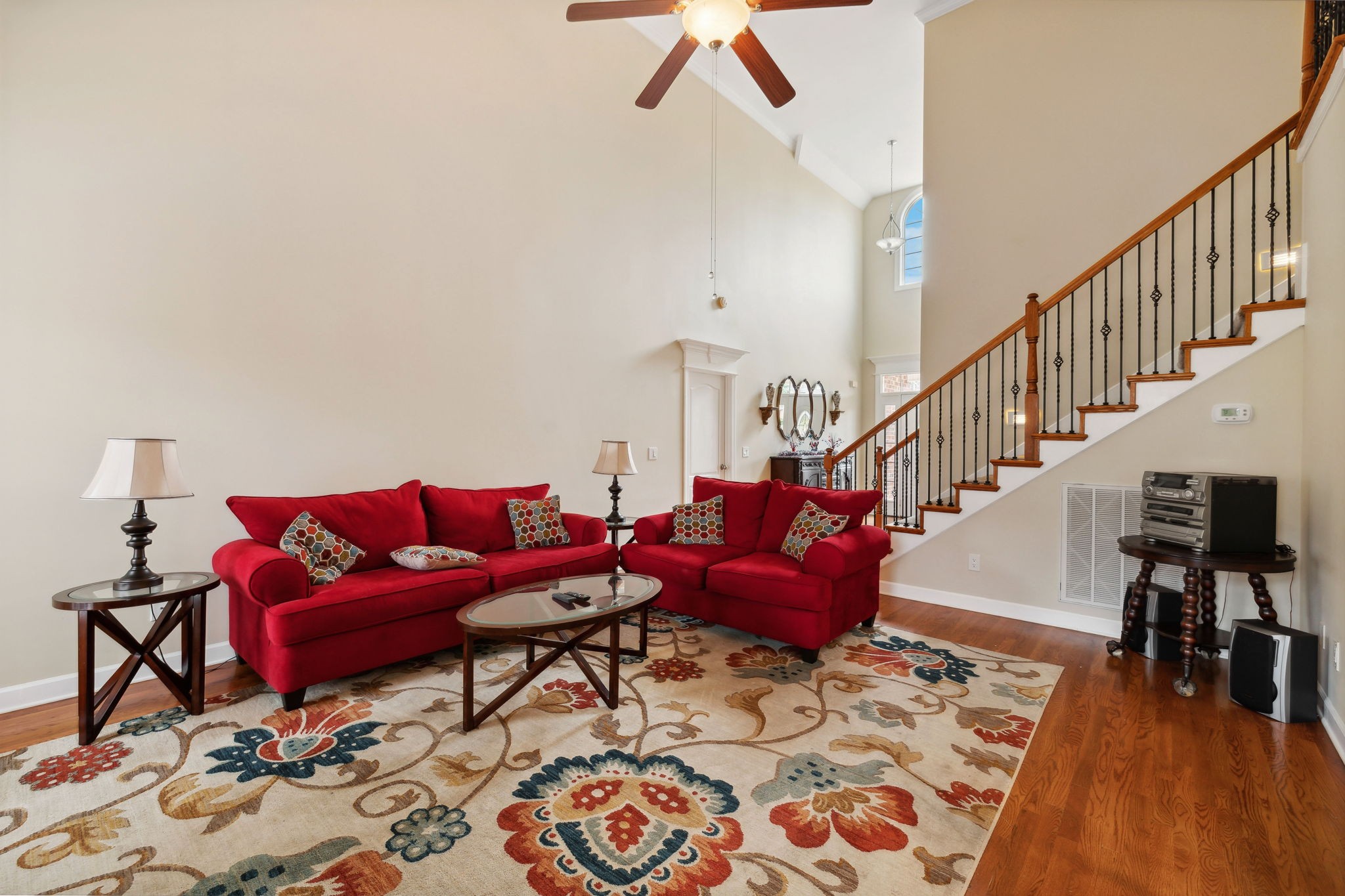 8039 Vineyard Ln
