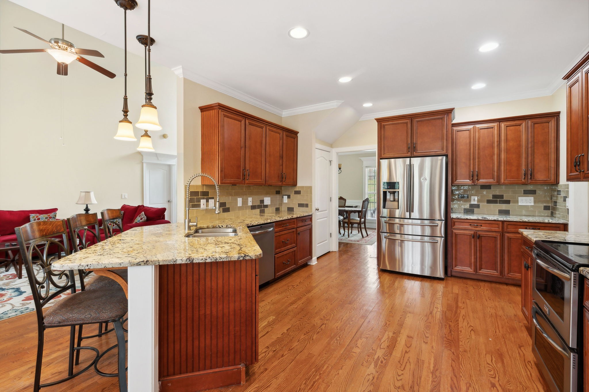 8039 Vineyard Ln