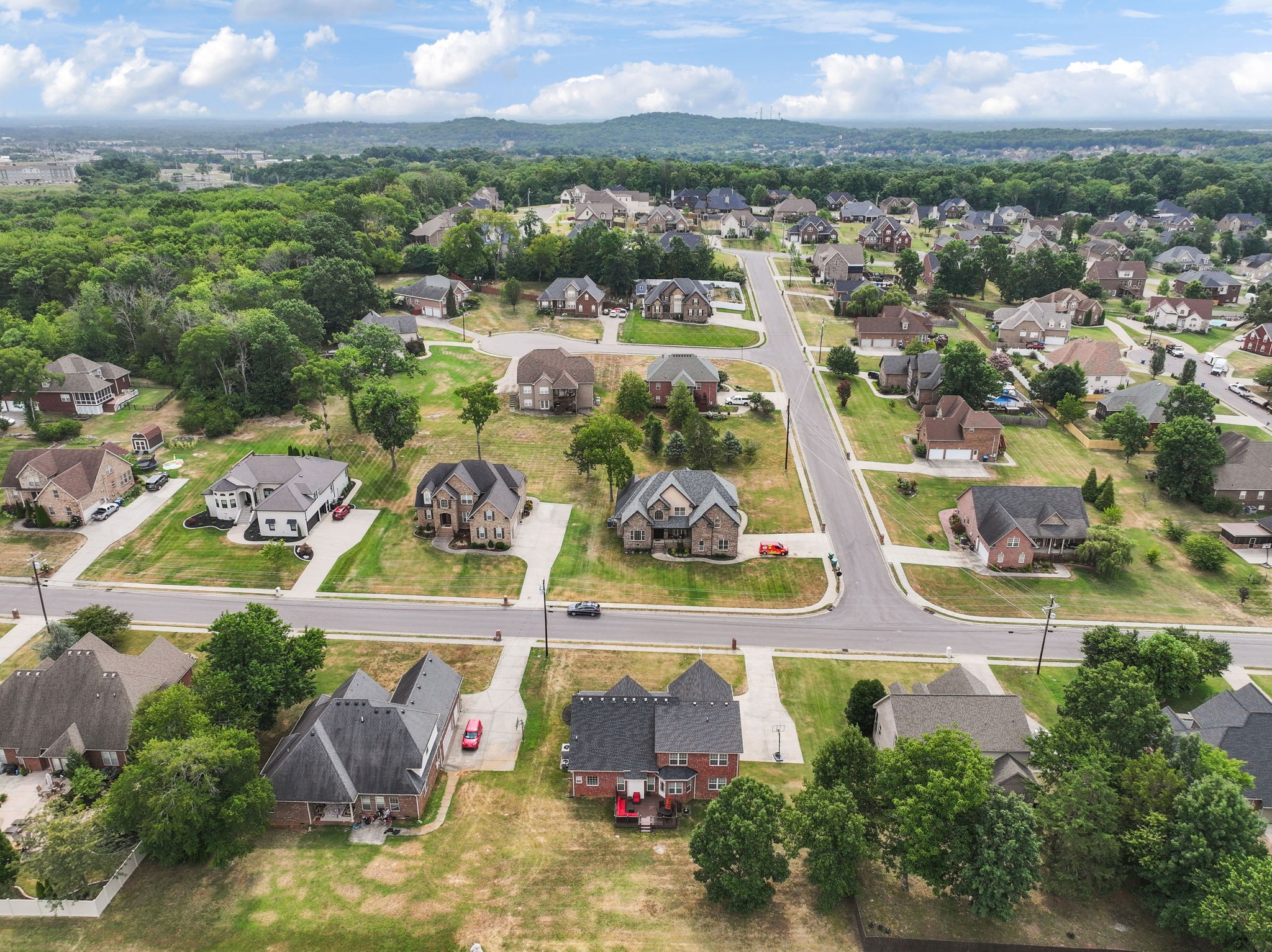 8039 Vineyard Ln