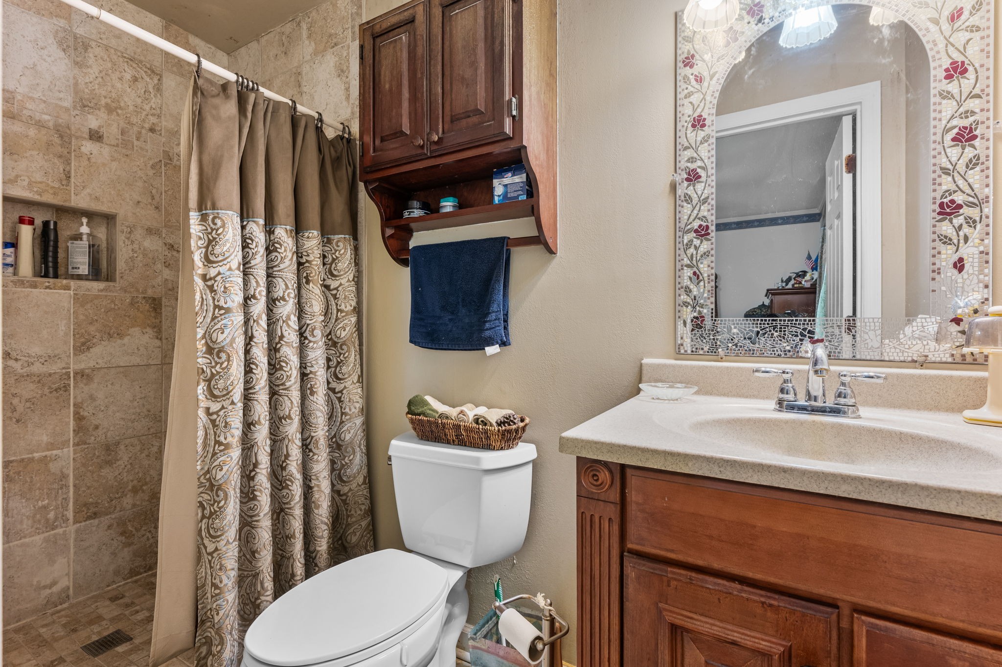 315 Shadowbrook Dr