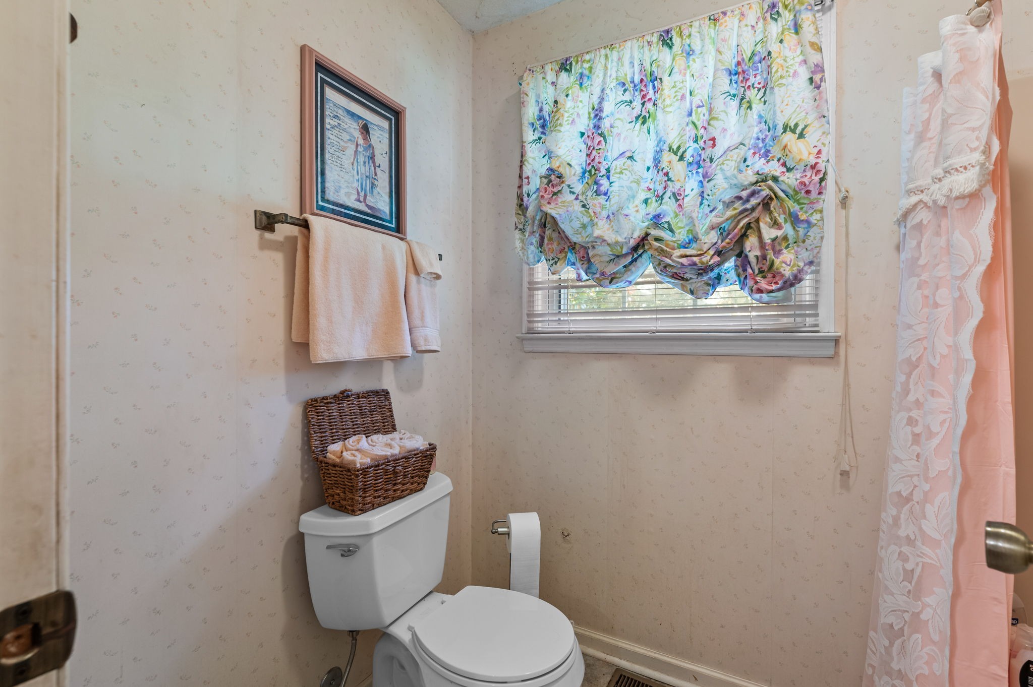 315 Shadowbrook Dr