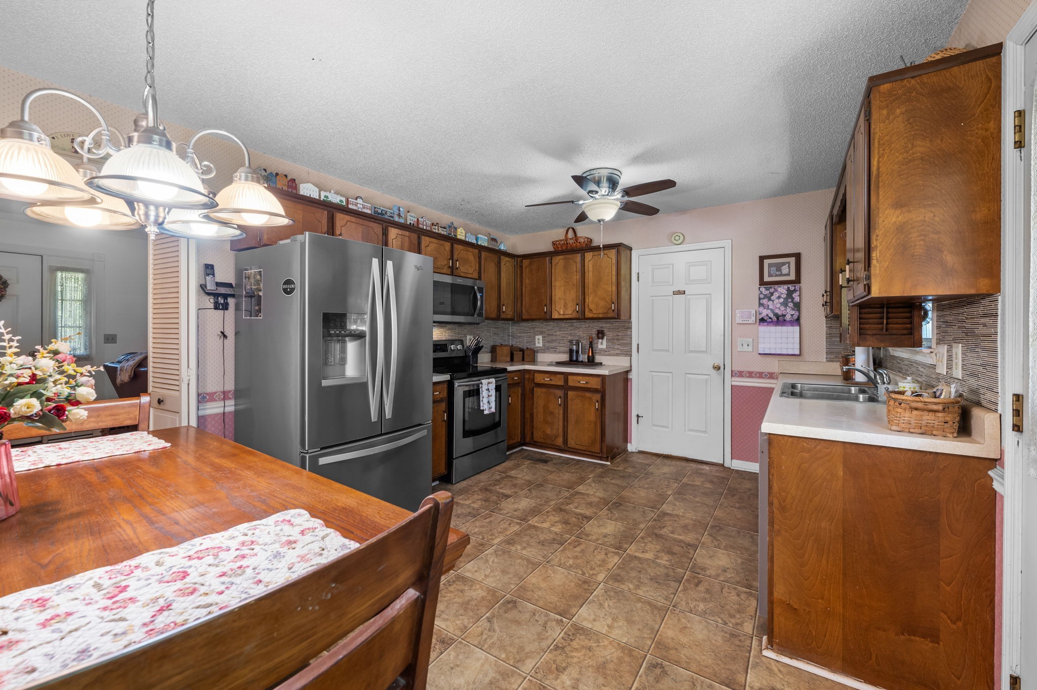 315 Shadowbrook Dr