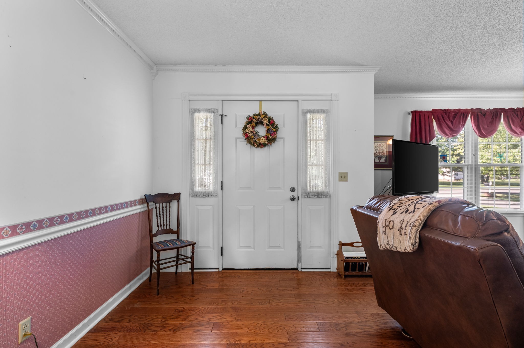 315 Shadowbrook Dr