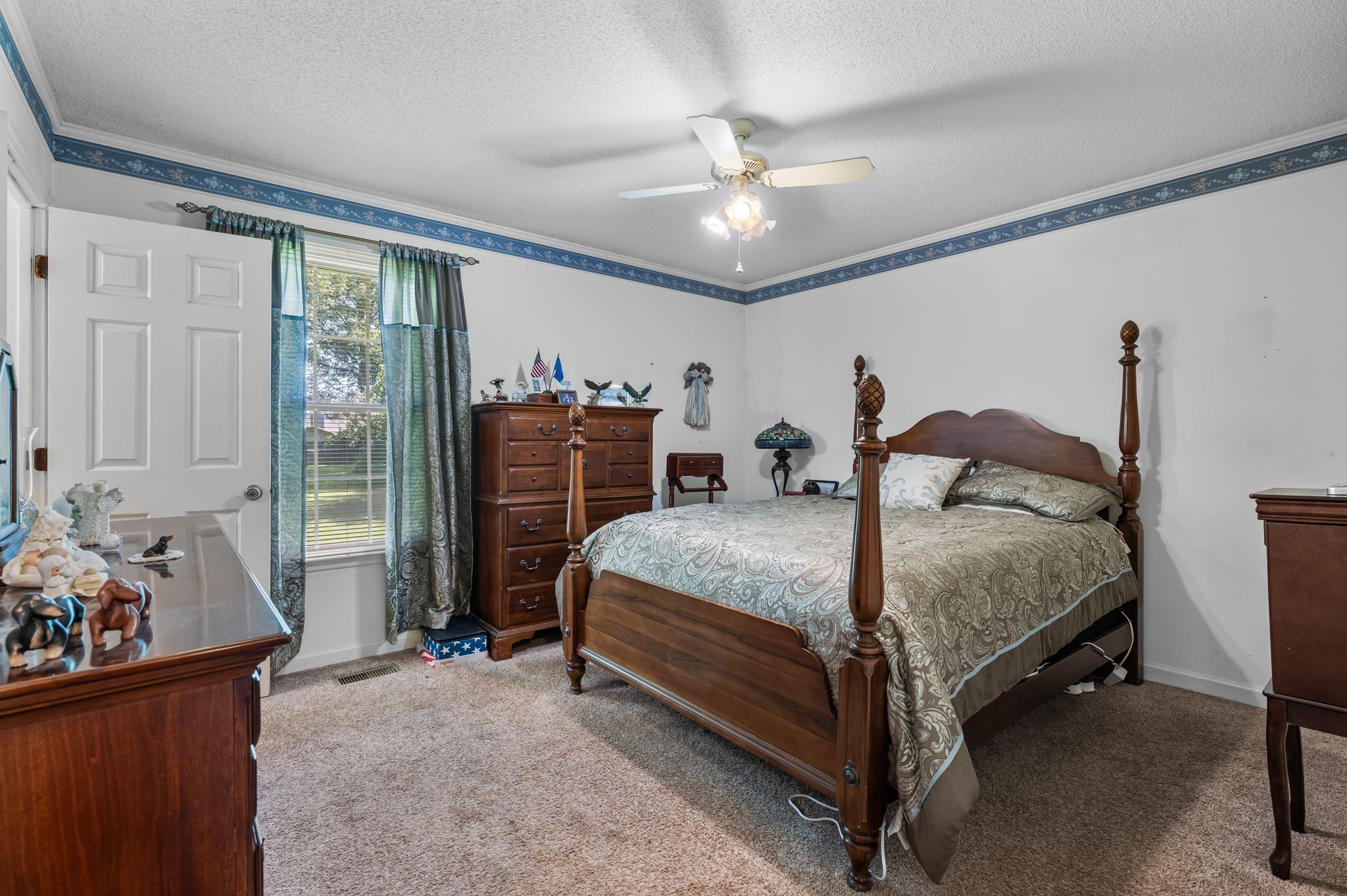 315 Shadowbrook Dr