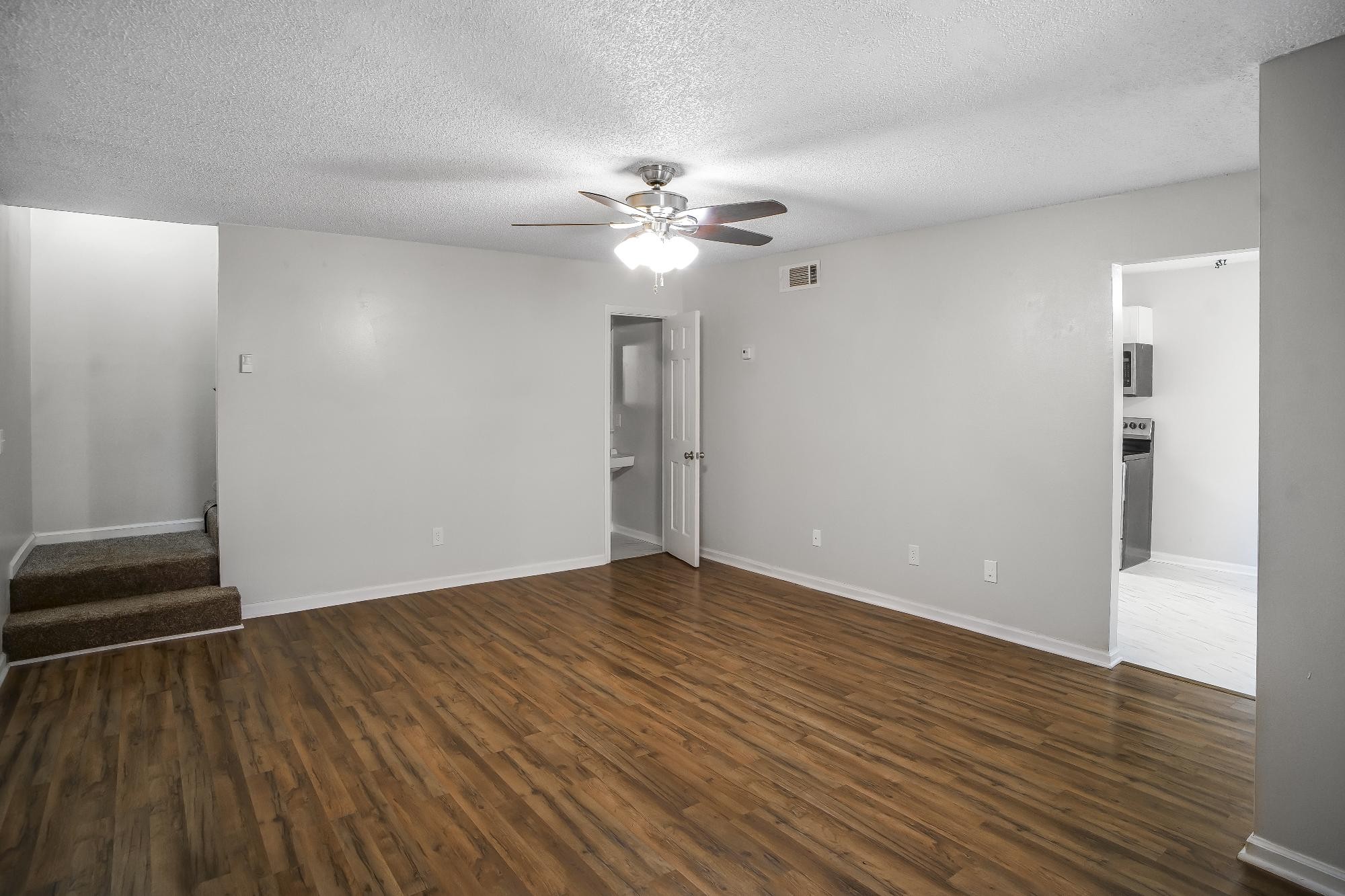 1301 Neelys Bend Rd Unit: 73