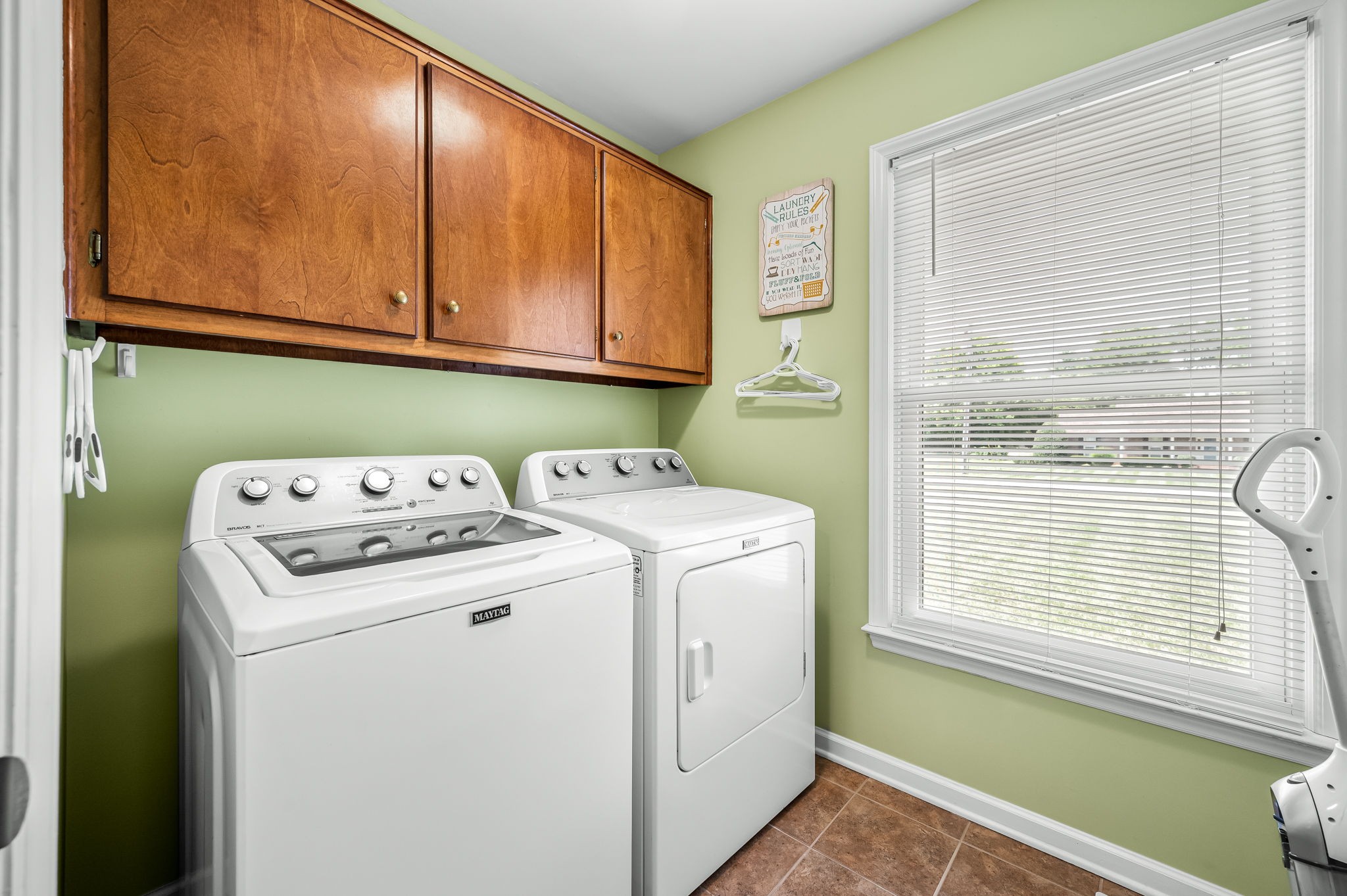 2104 Red Mile Rd