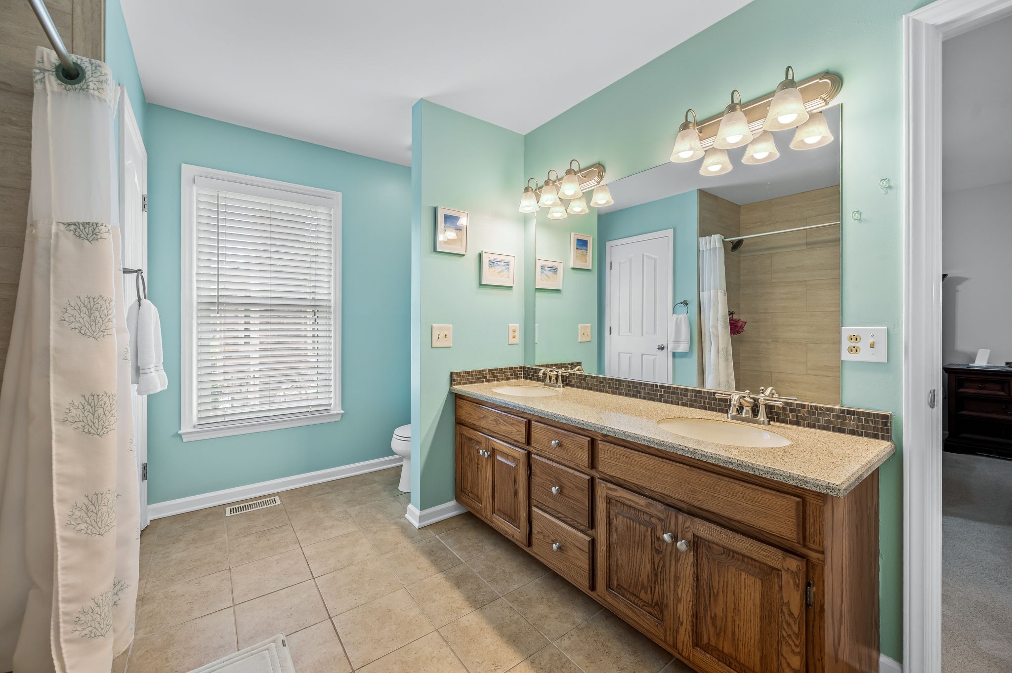 2104 Red Mile Rd