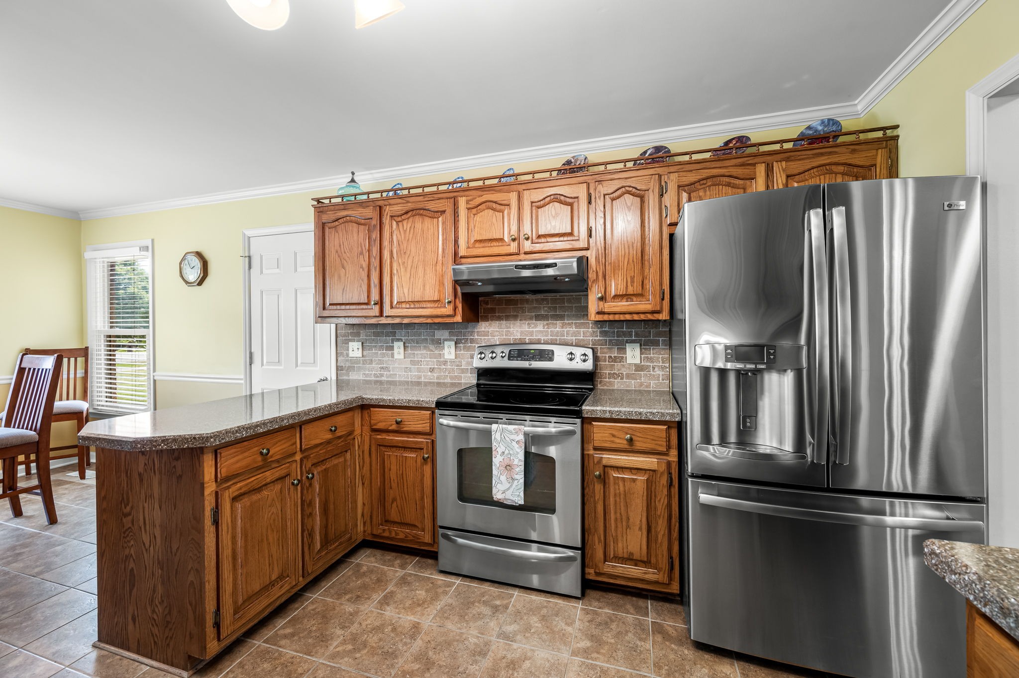 2104 Red Mile Rd