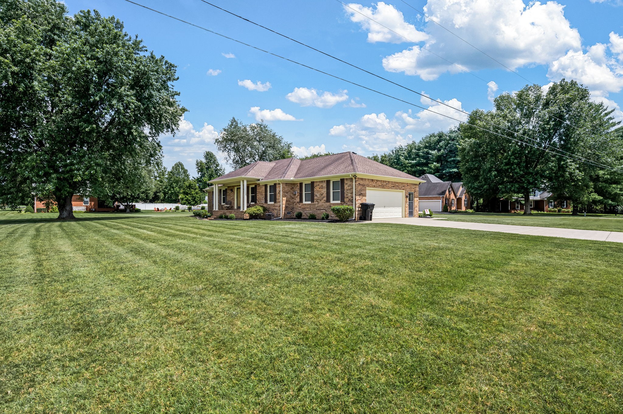 2104 Red Mile Rd