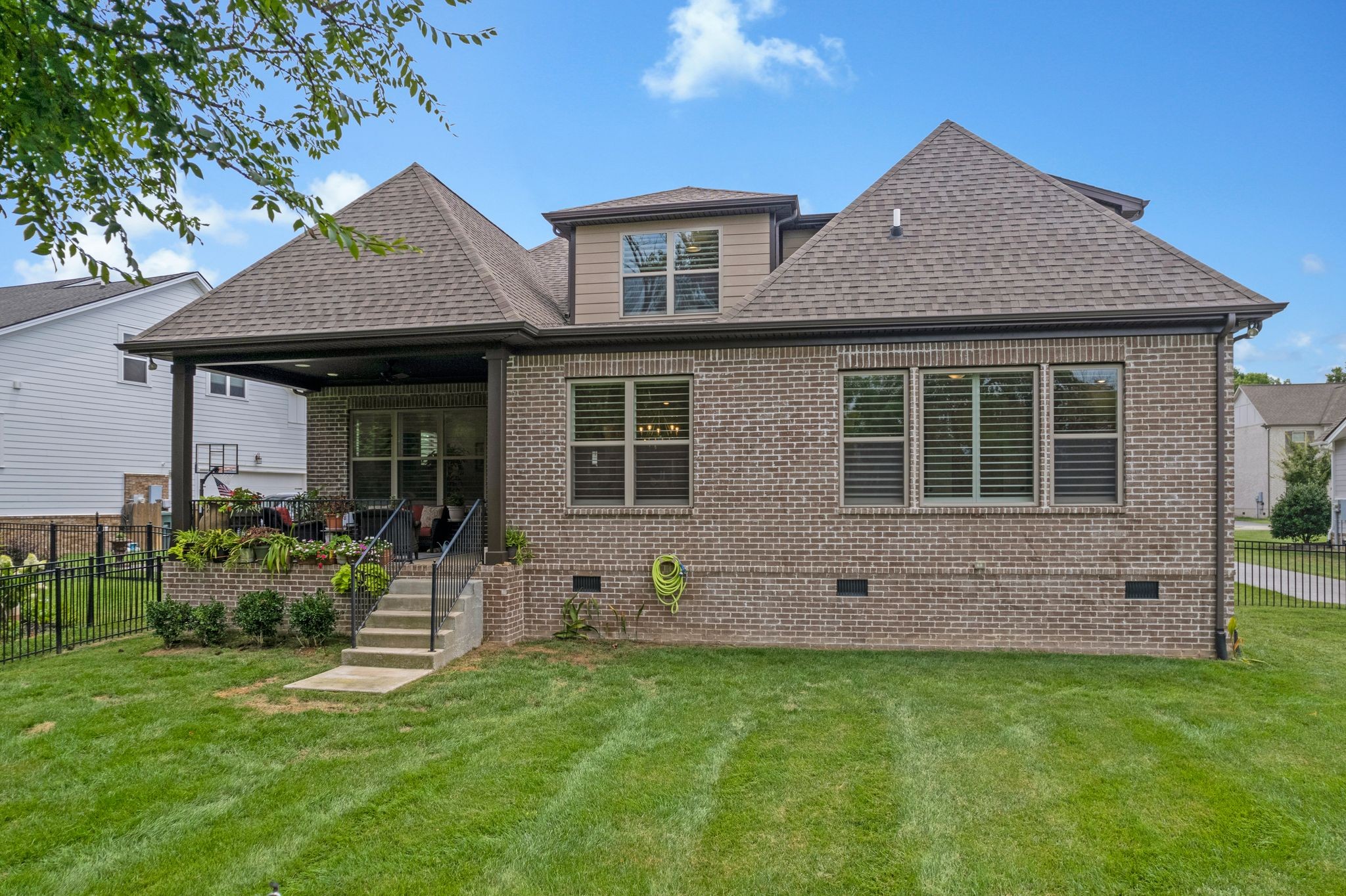838 Nolenmeade Pl