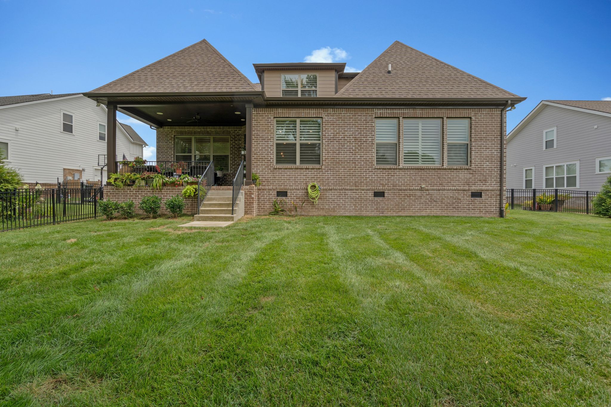 838 Nolenmeade Pl