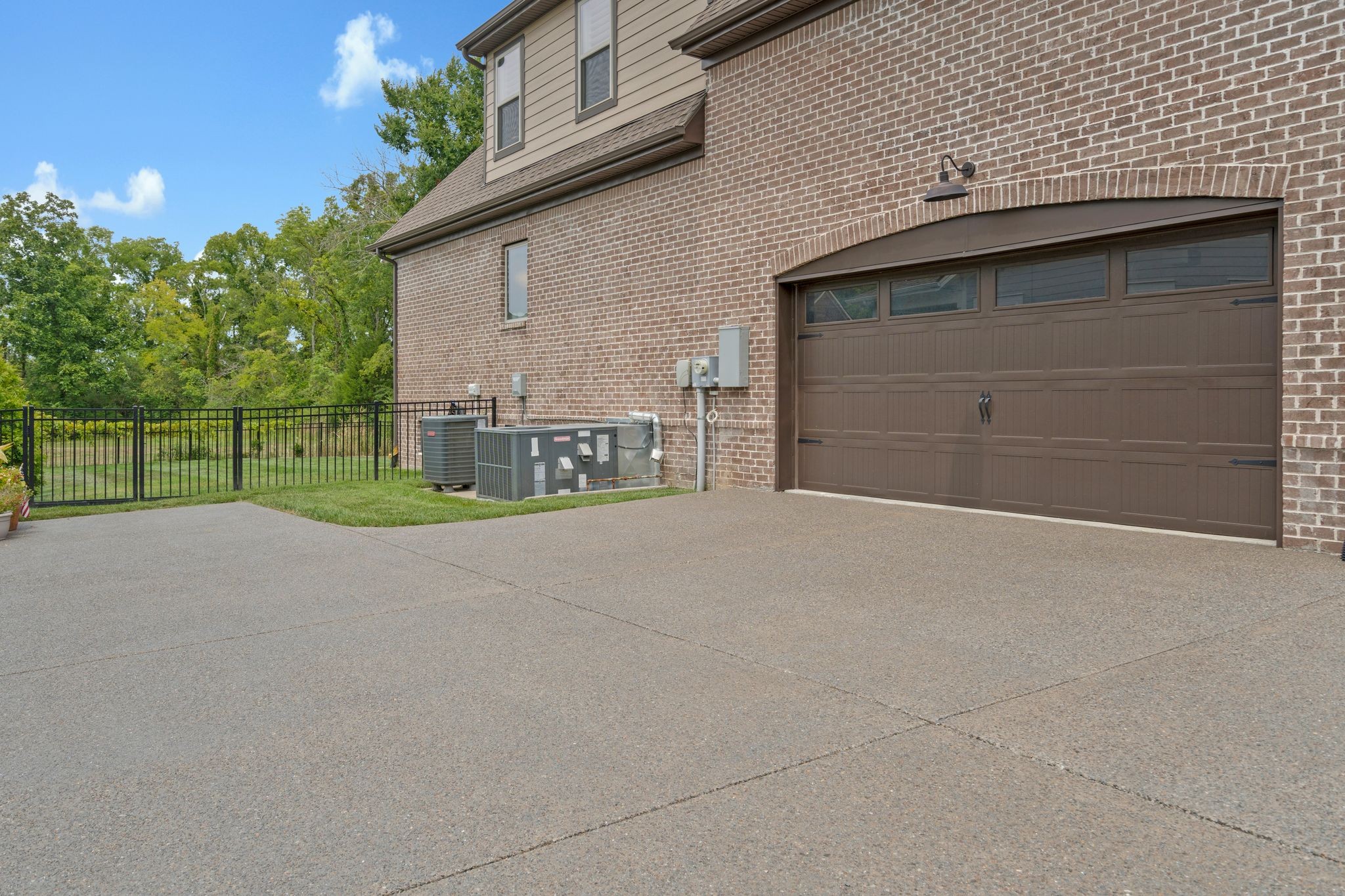 838 Nolenmeade Pl