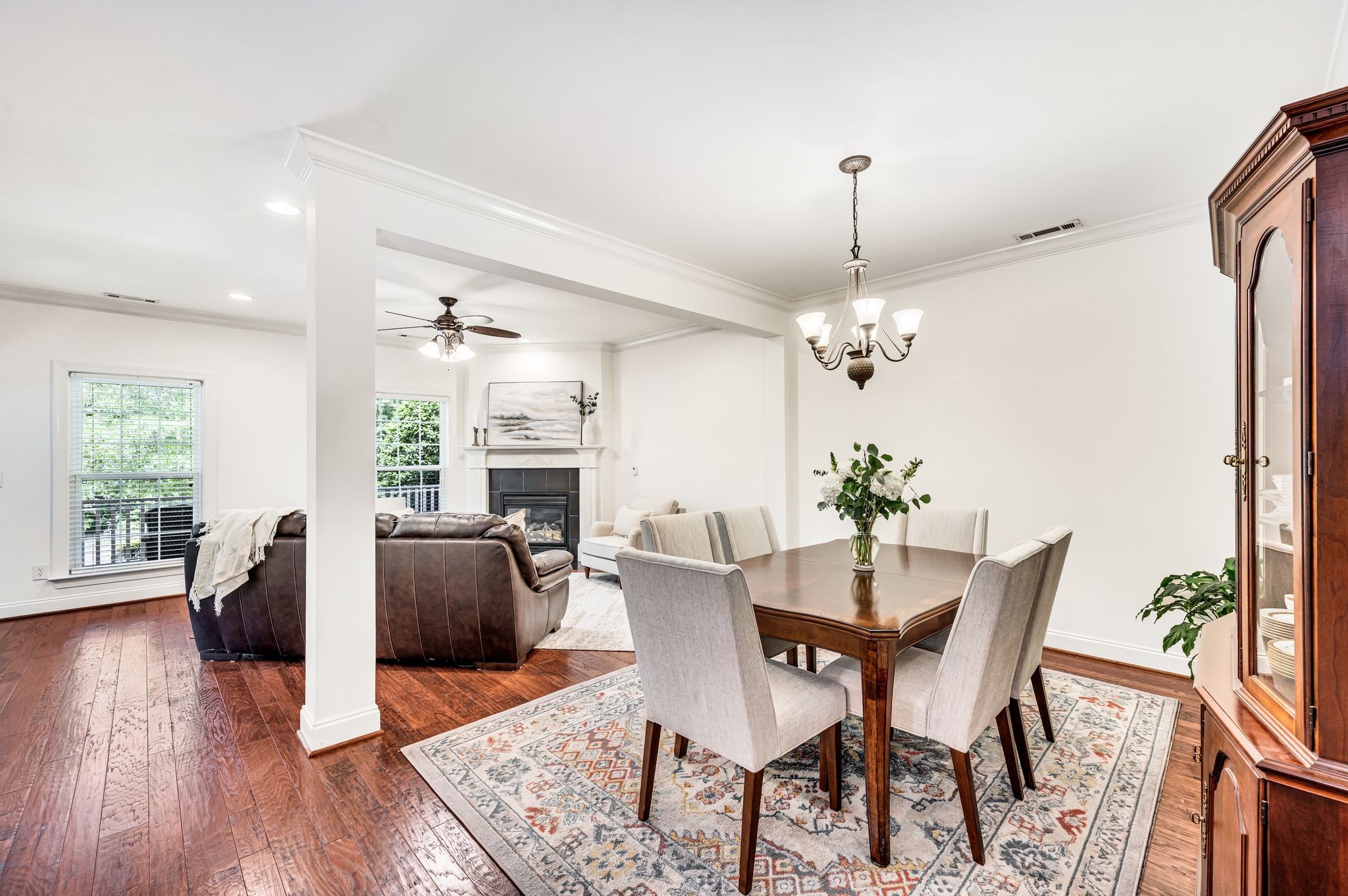 1013 Eden Park Dr