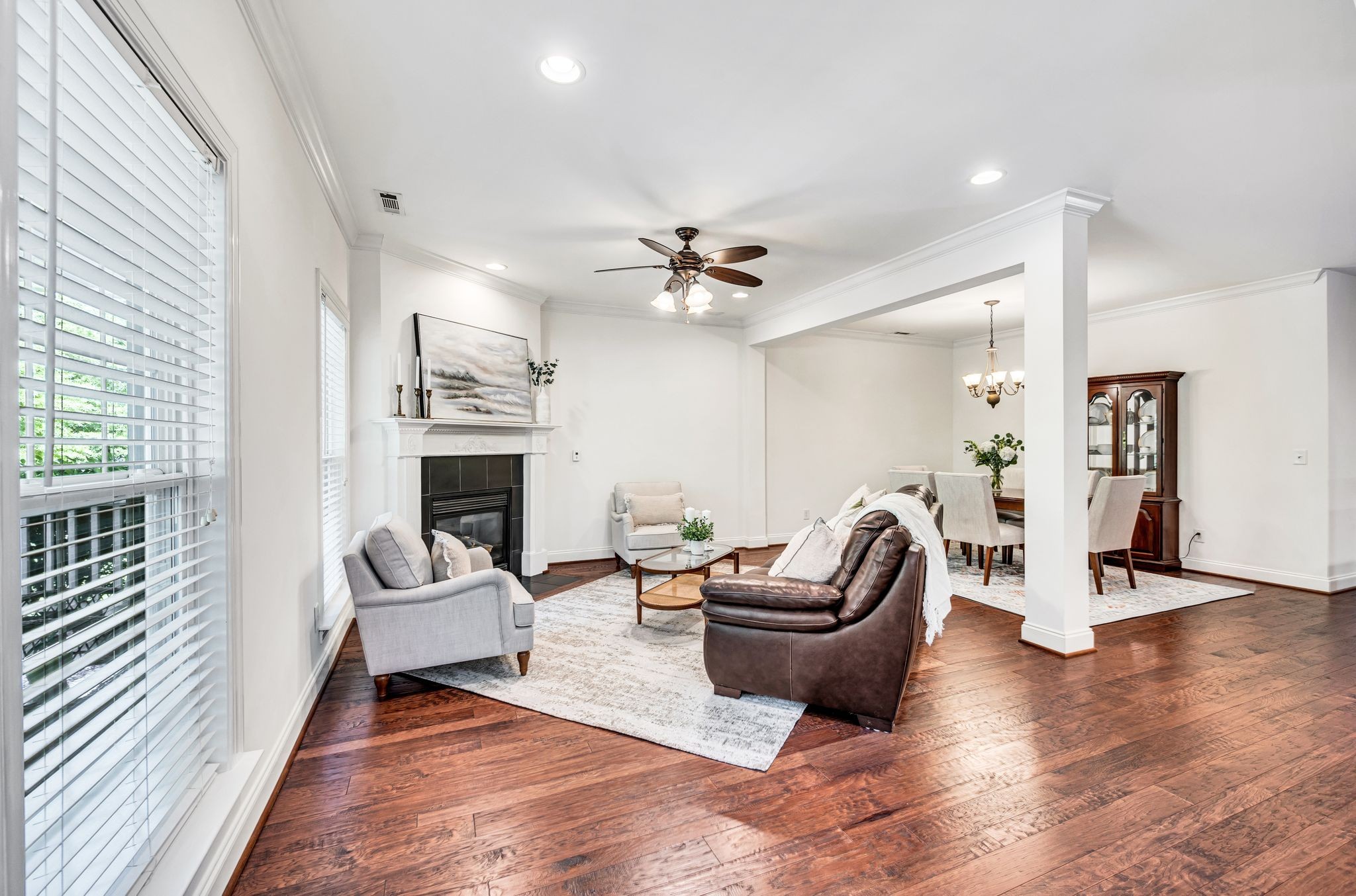 1013 Eden Park Dr
