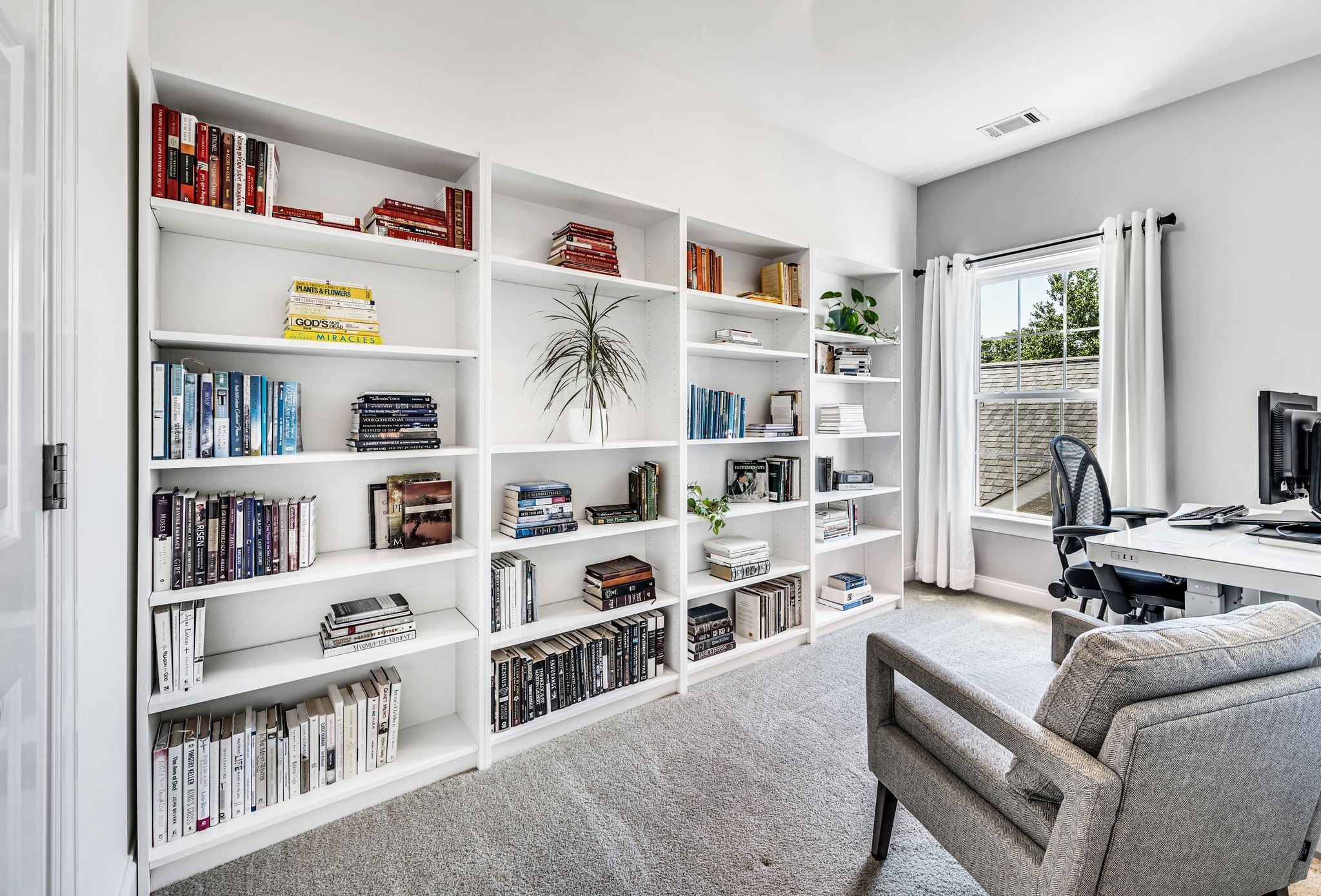 1013 Eden Park Dr